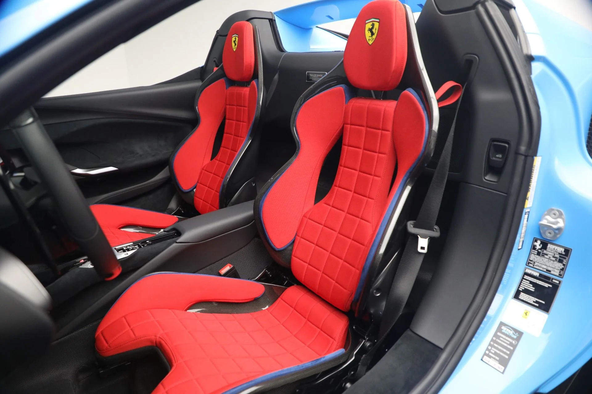 mph015_4262283650_Used_2025_Ferrari_296_GTS_1784838134_3d0539b288