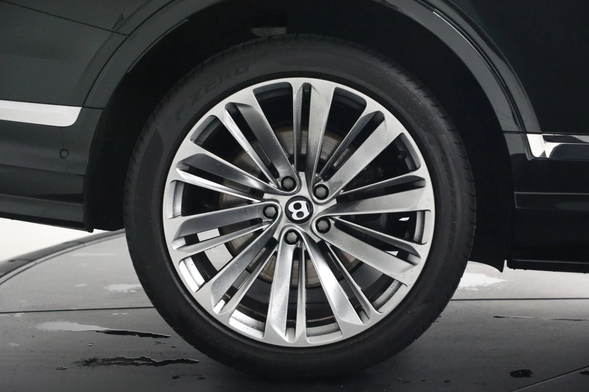 mph015_4268475397_Used_2021_Bentley_Bentayga_Speed_1787670236_589ba1e2e8