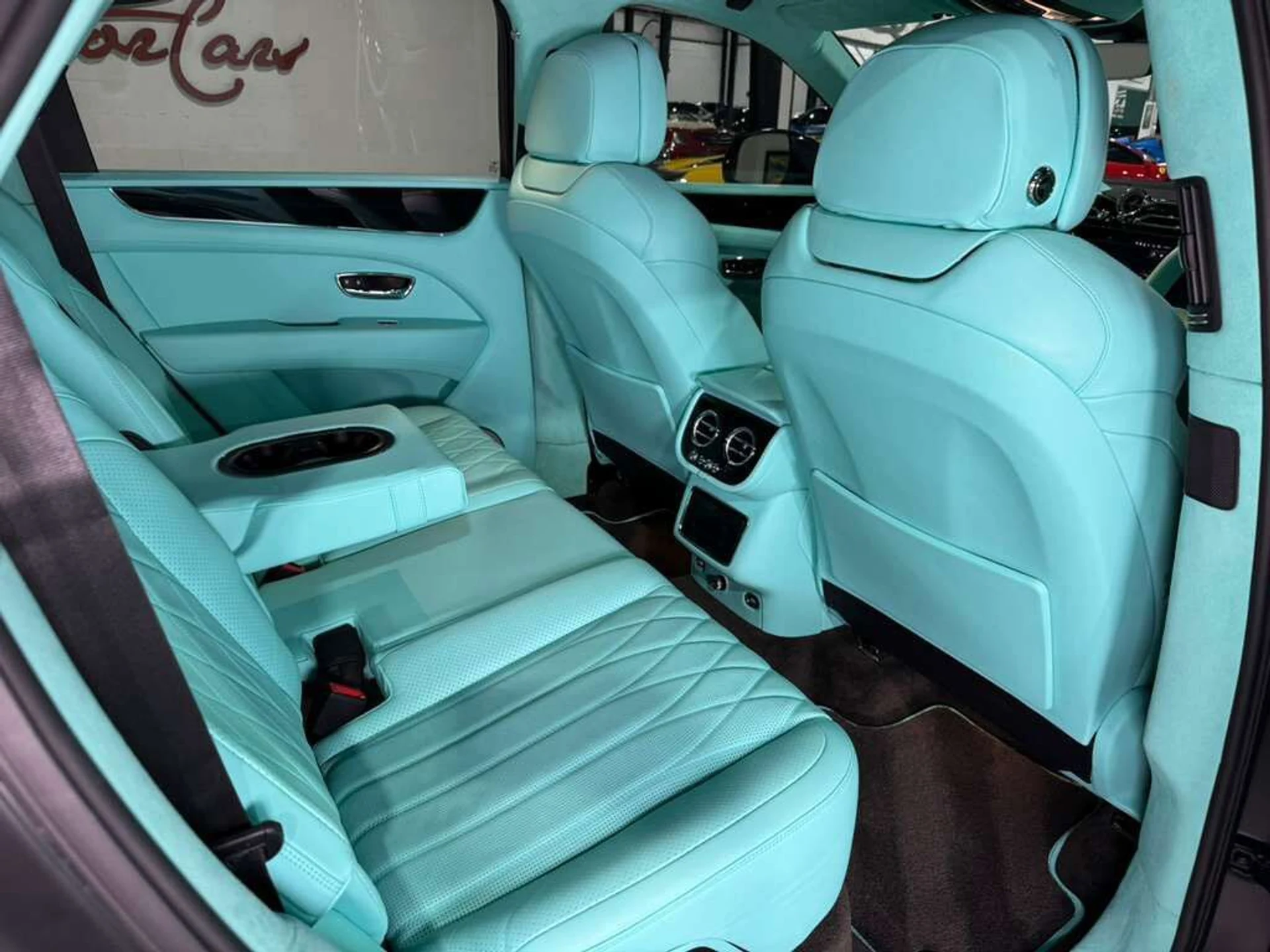 mph015_4272585231_c3b275cebafd407311619db8b73e1e87_6f612d5afe