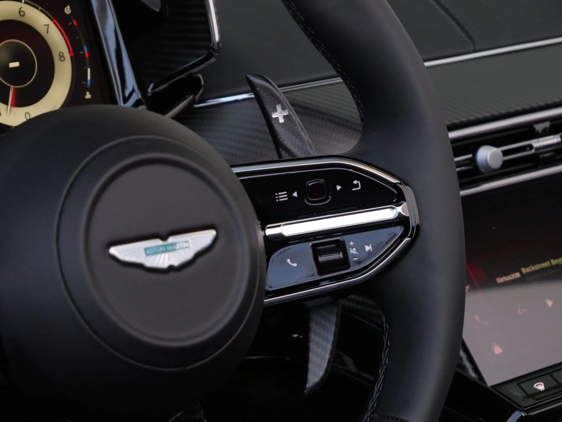 mph015_427476542_07ec1ce2bf905f46bcd8a3efb773b2cbx_0a4d06b269