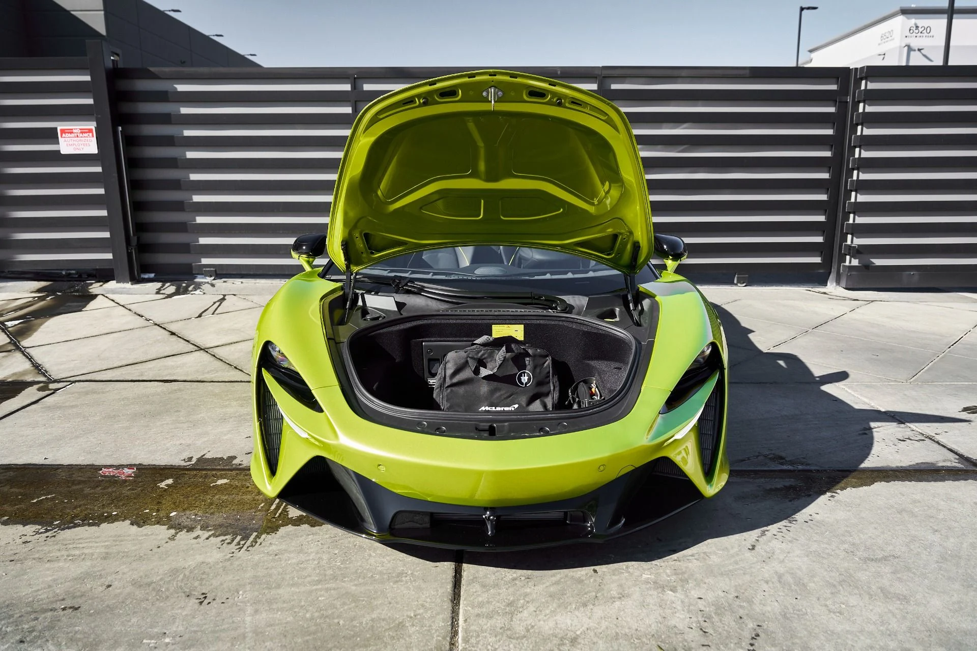 mph015_4281566624_Used_2025_Mc_Laren_Artura_Tech_Lux_1769825823_f996057220
