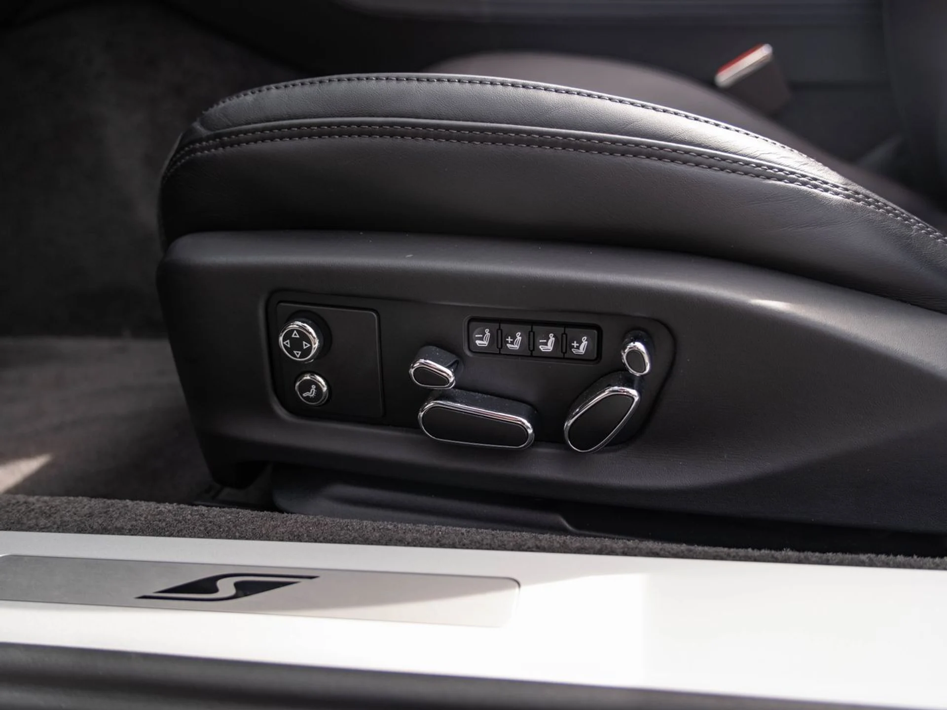 mph015_4291137491_8ade17323715ec9bcef0c7bd9e3fb905x_c3284cb195