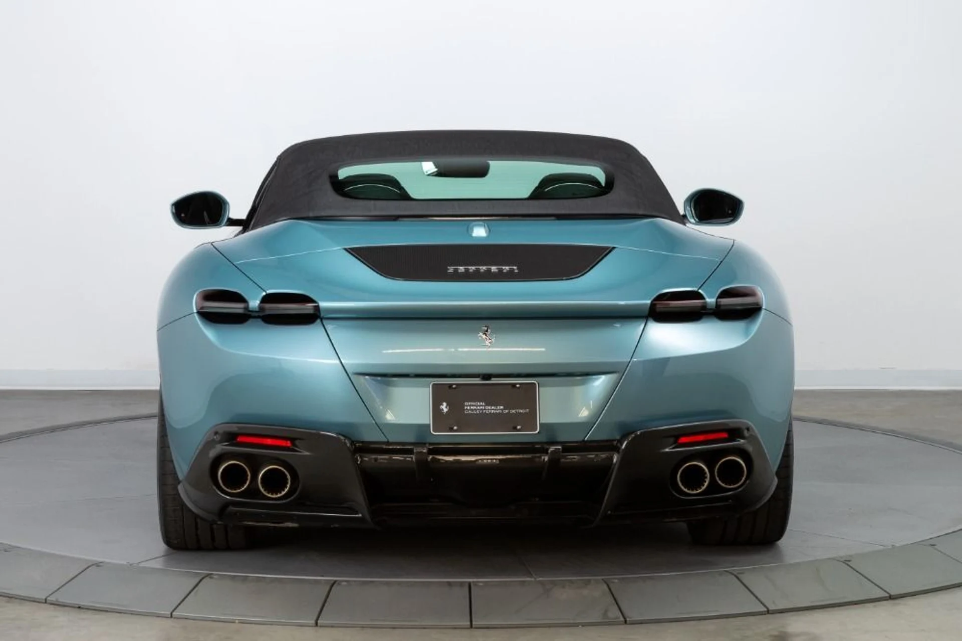 mph015_430632319_Used_2024_Ferrari_Roma_Spider_0b46a8a3e4