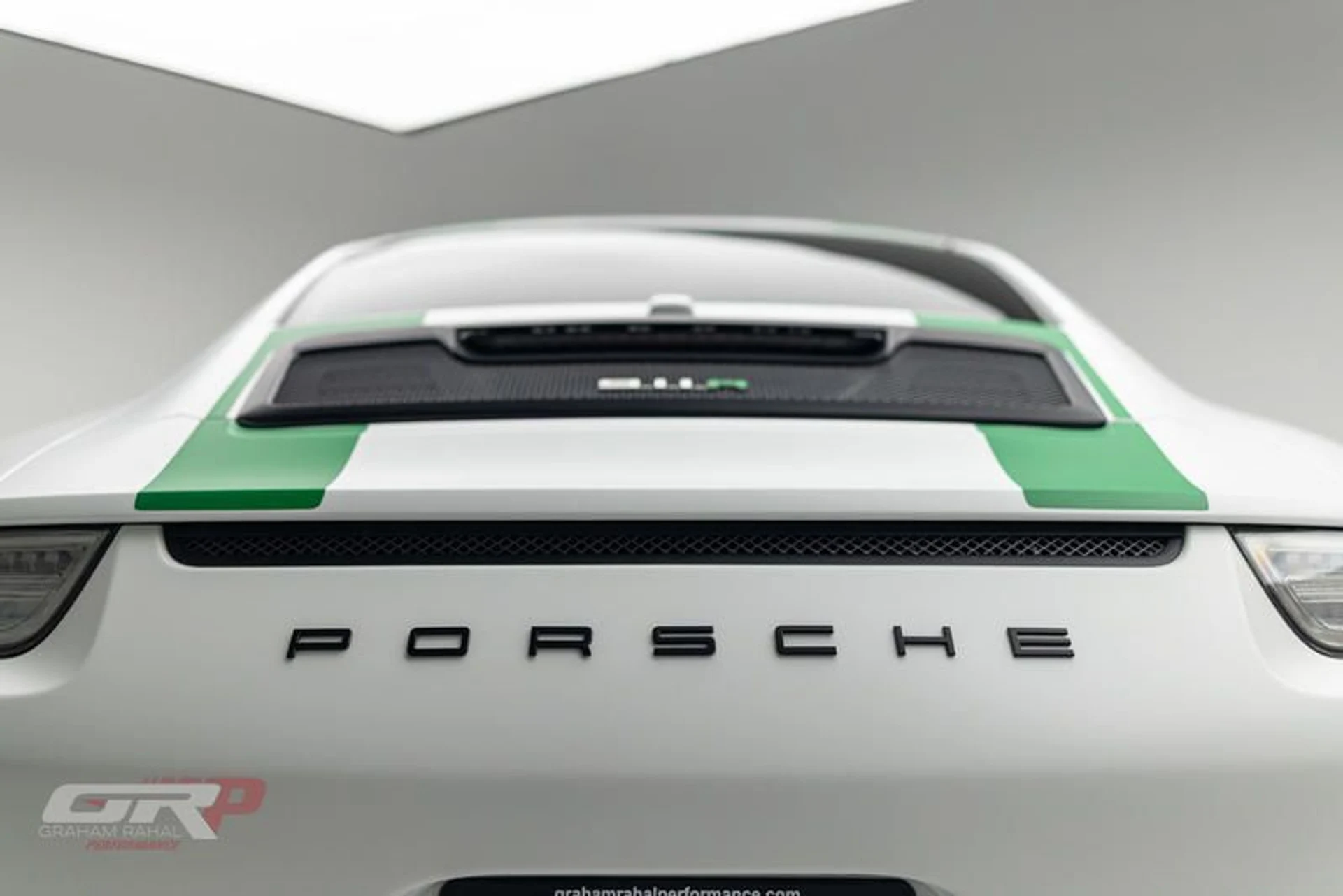 mph015_430968306_C4_ED_6_B48_E6_C9_4091_A56_B_405_D3845_E288_611763e0de