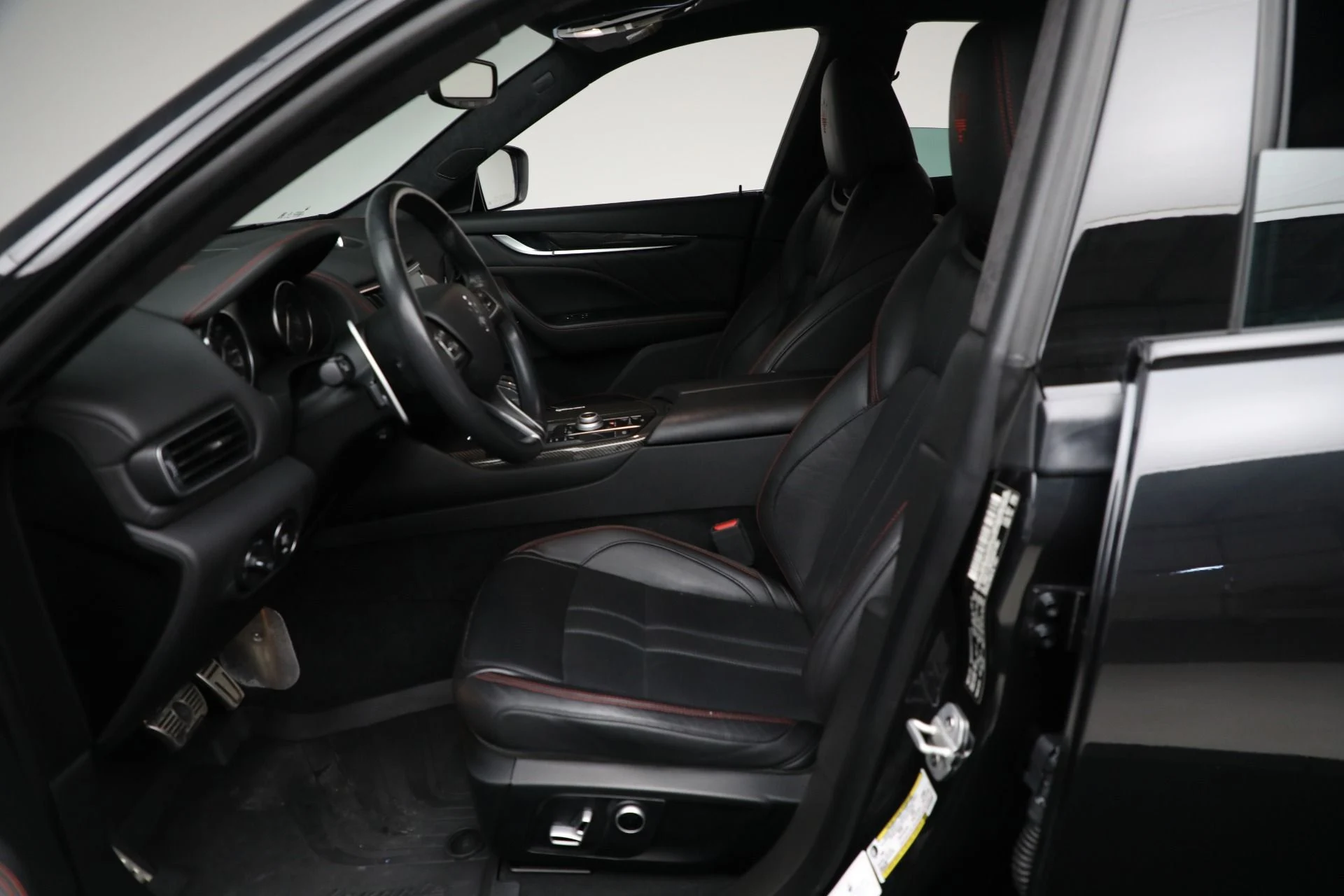 mph015_431662793_Used_2022_Maserati_Levante_Modena_afb731e4e2