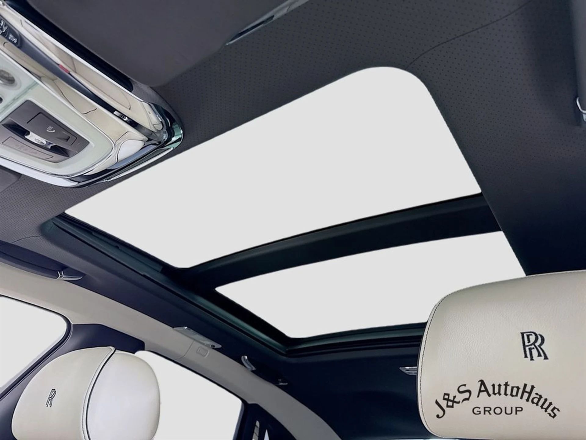 mph015_436346917_o388le4ttxp1svhjtgyhpn116mxj_4c4ccff3a6