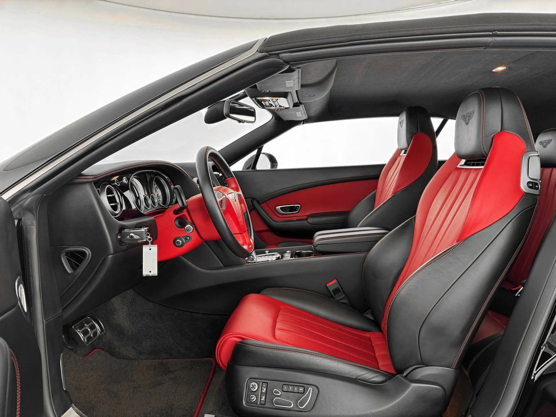 mph015_437329051_6f23c787a3b39f31a757df88791750d8x_bcb9262f2e