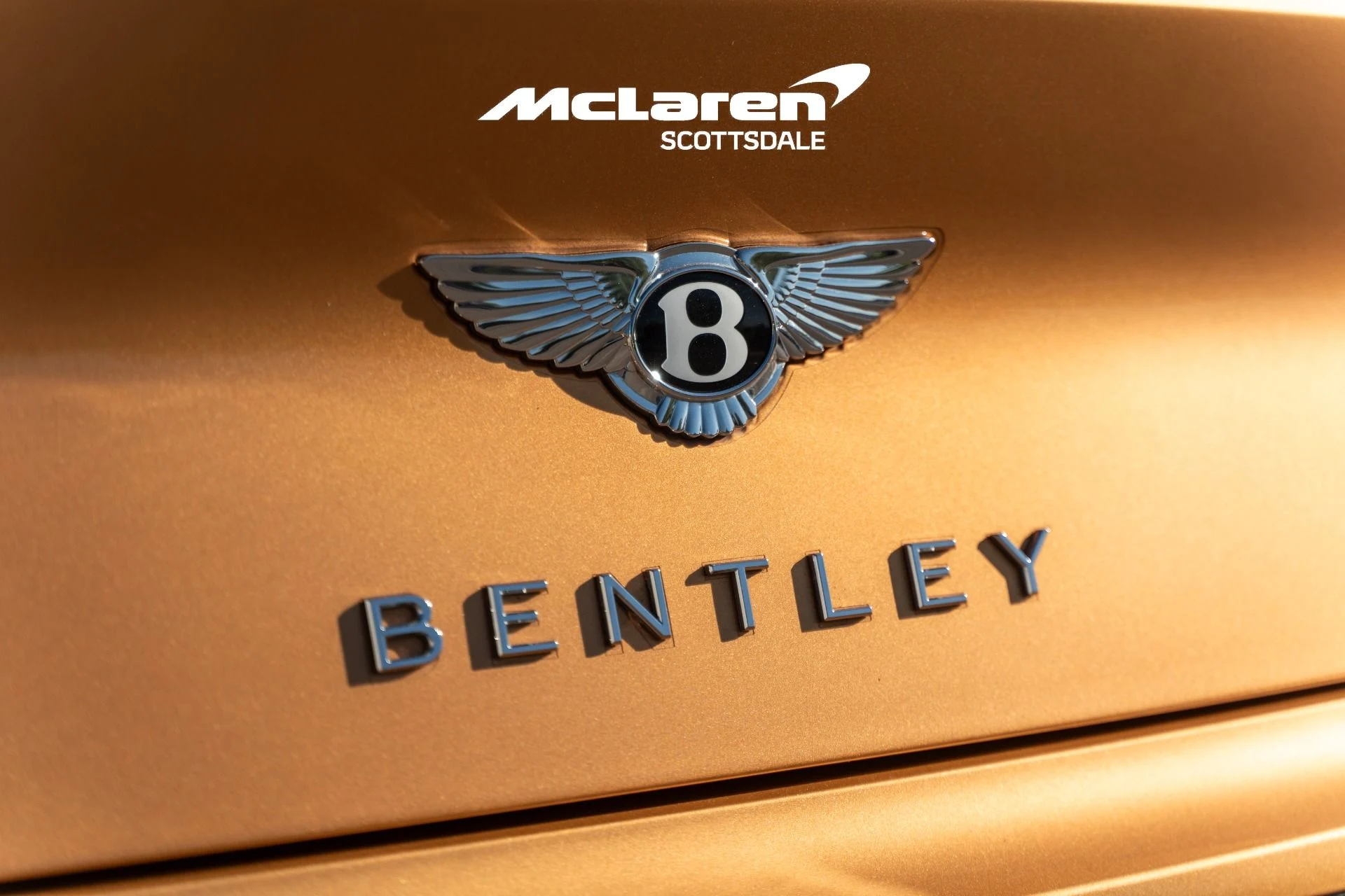 mph015_439637414_Used_2022_BENTLEY_CONTINENTAL_GT_V8_1762551678_6f1daccf05