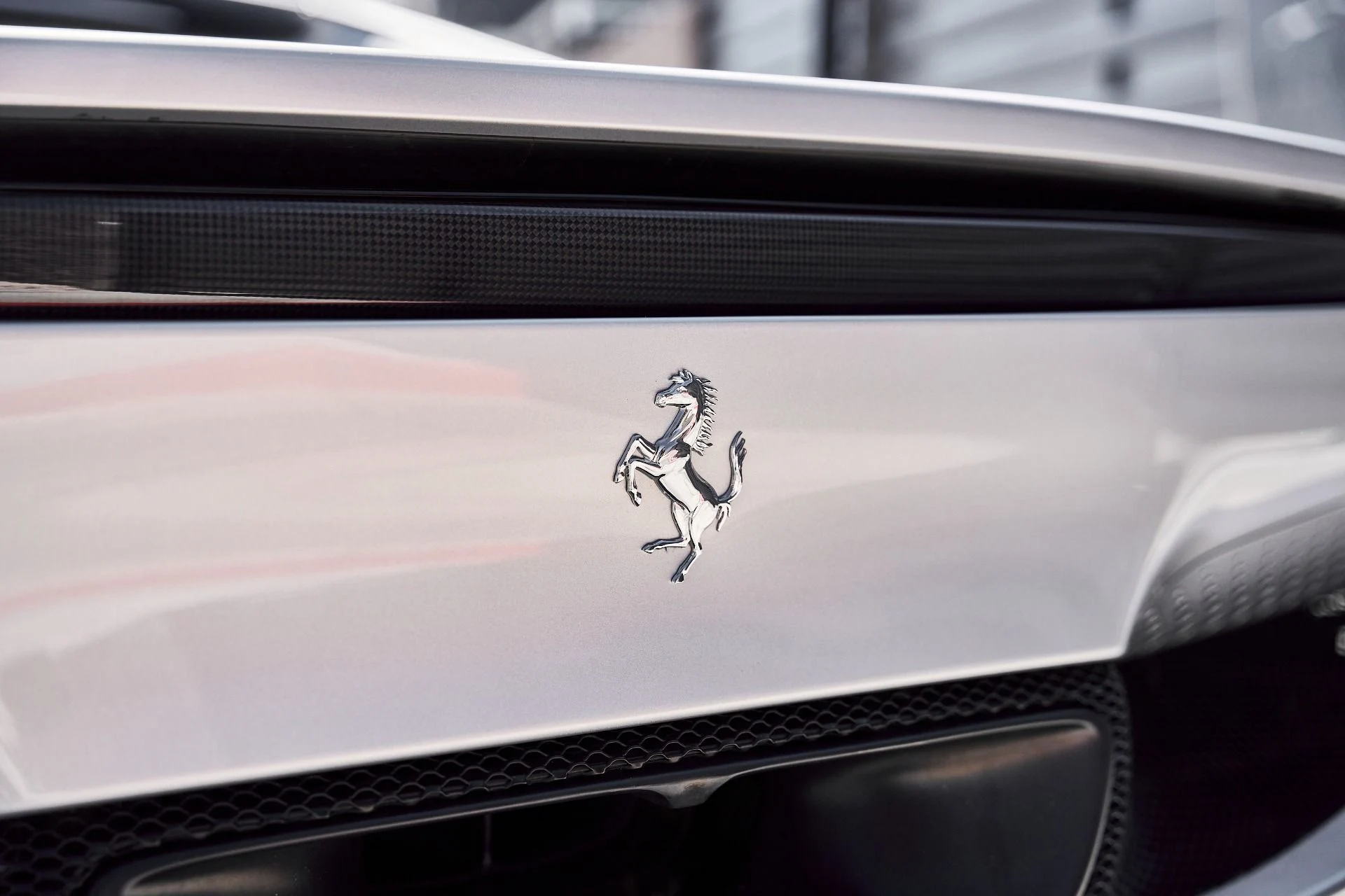 mph015_44373612_Used_2022_Ferrari_296_GTB_Base_1776124605_5ee8e54f2e