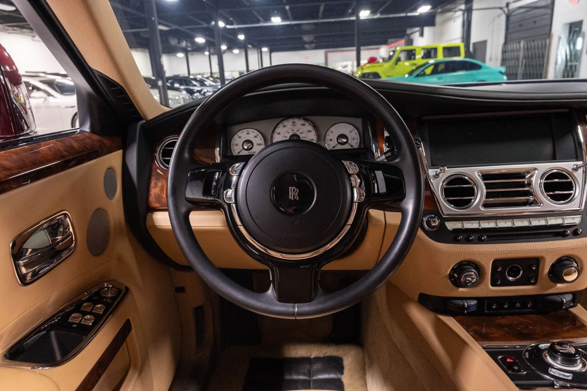 mph015_447660891_Used_2011_Rolls_Royce_Ghost_1785190431_956bbc404c