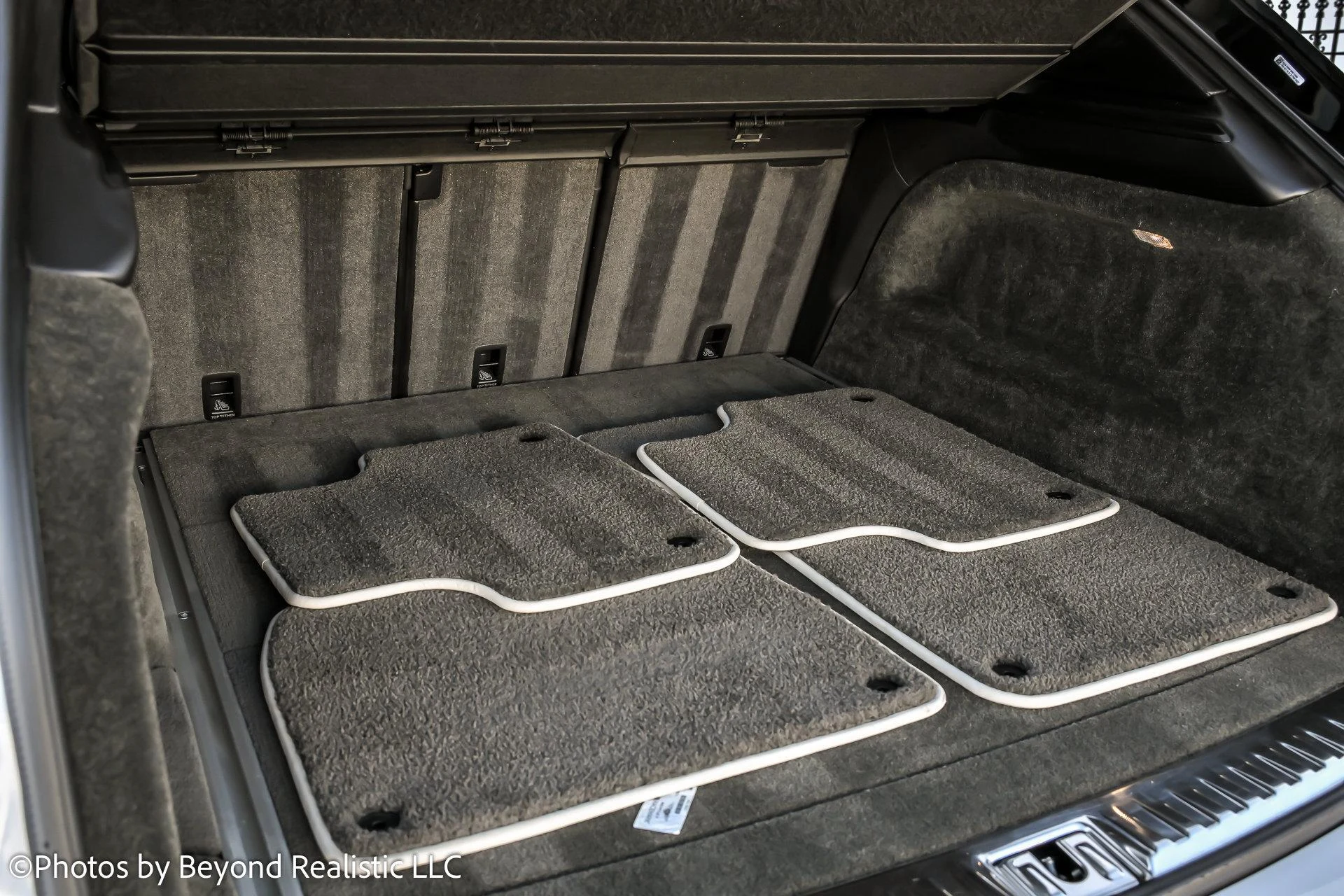 mph015_459302878_Used_2021_Bentley_Bentayga_V8_First_Edition_1762852450_9160826733