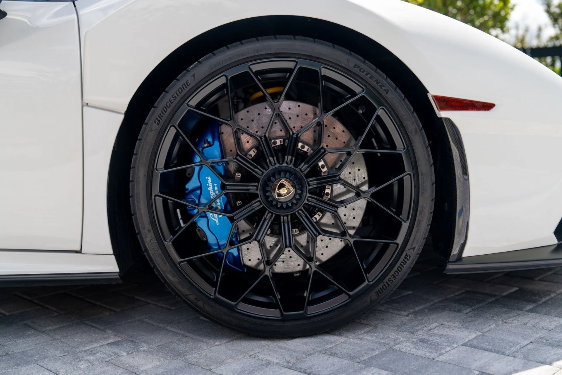 mph015_461665643_Used_2021_Lamborghini_Huracan_STO_1787070199_95cd535152