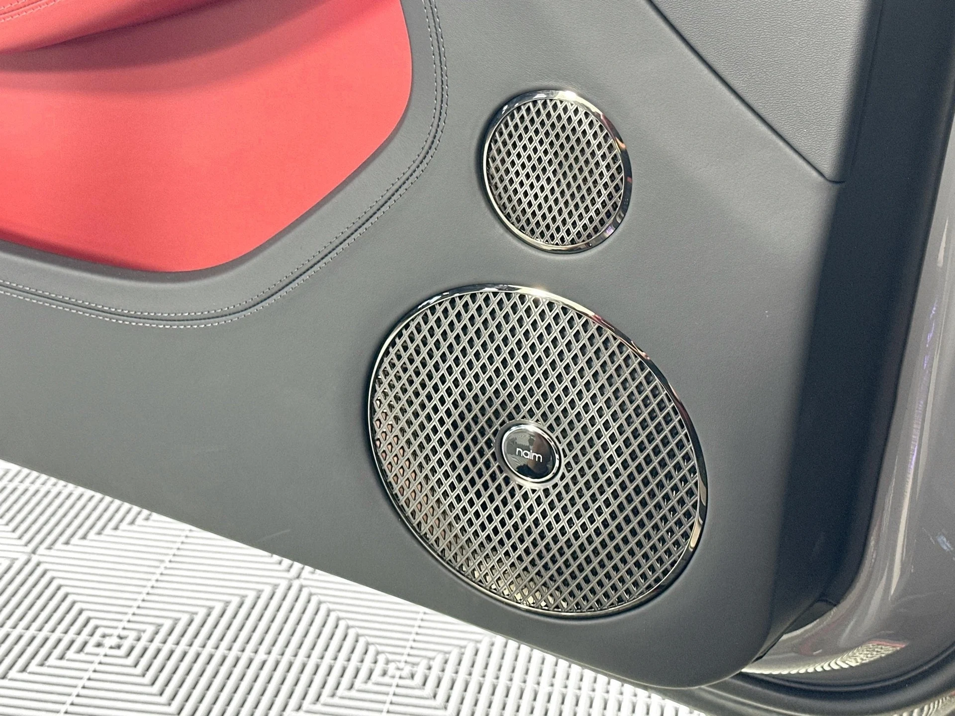 mph015_462657058_16_f90722352b