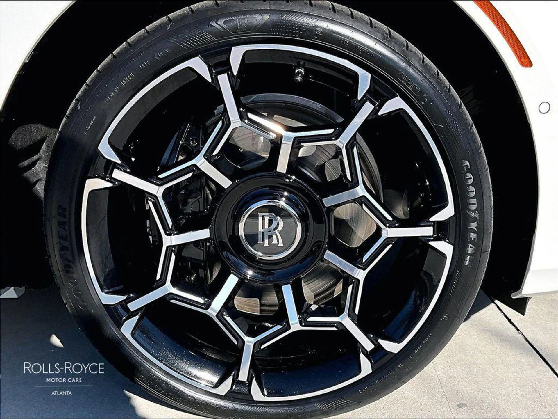 mph015_464052370_N_Vm_Av3_Xj_W_Lg3sx_d6_Rxu_3e_T_Aw_d835e2f6de