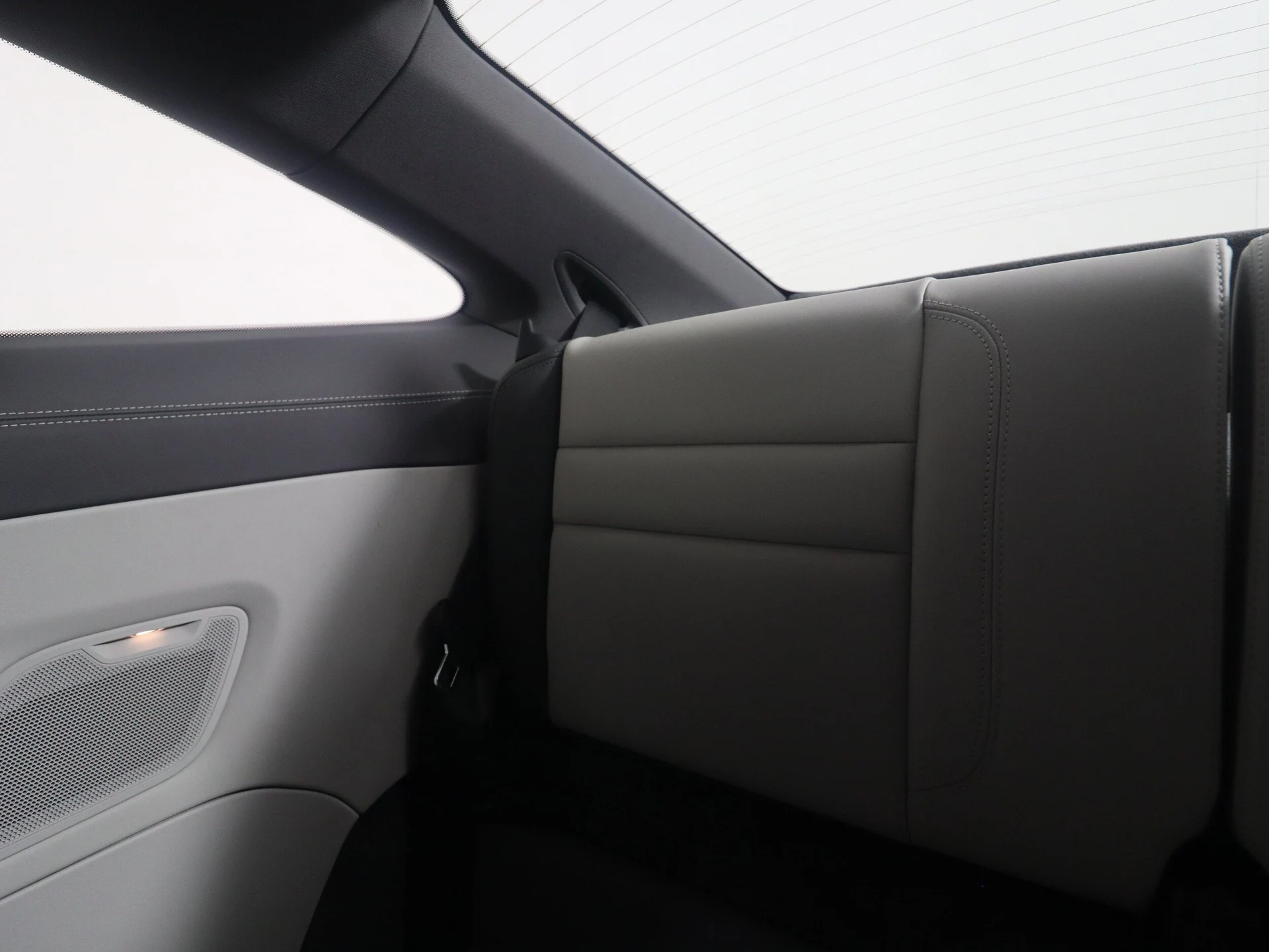 mph015_464442346_cd9f924e007125419dadec2242ddd9c3x_55f4ded592