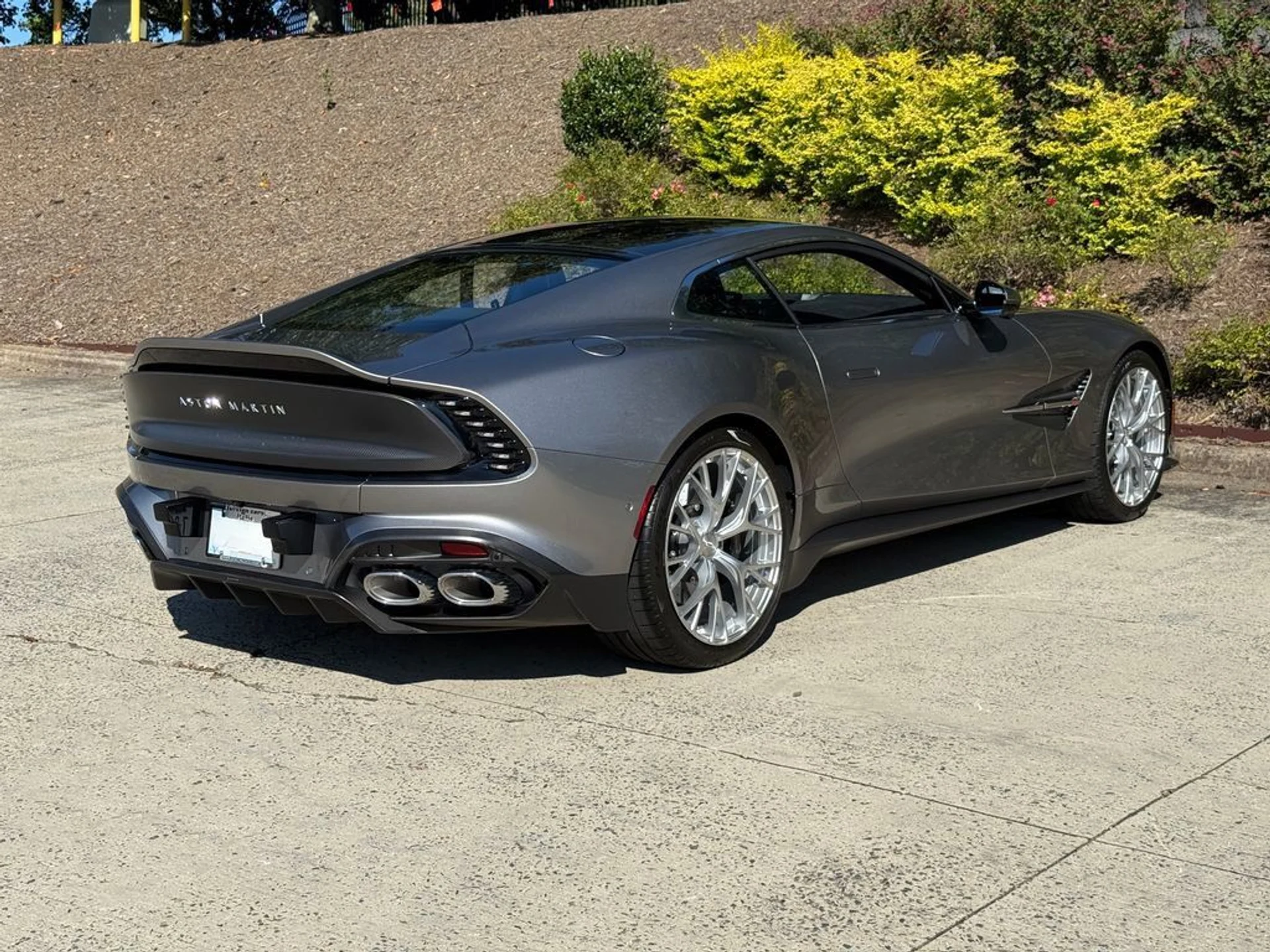 mph015_46684762_80cdf2f344a147dc94ba04eb1a19c835_09a1b72459