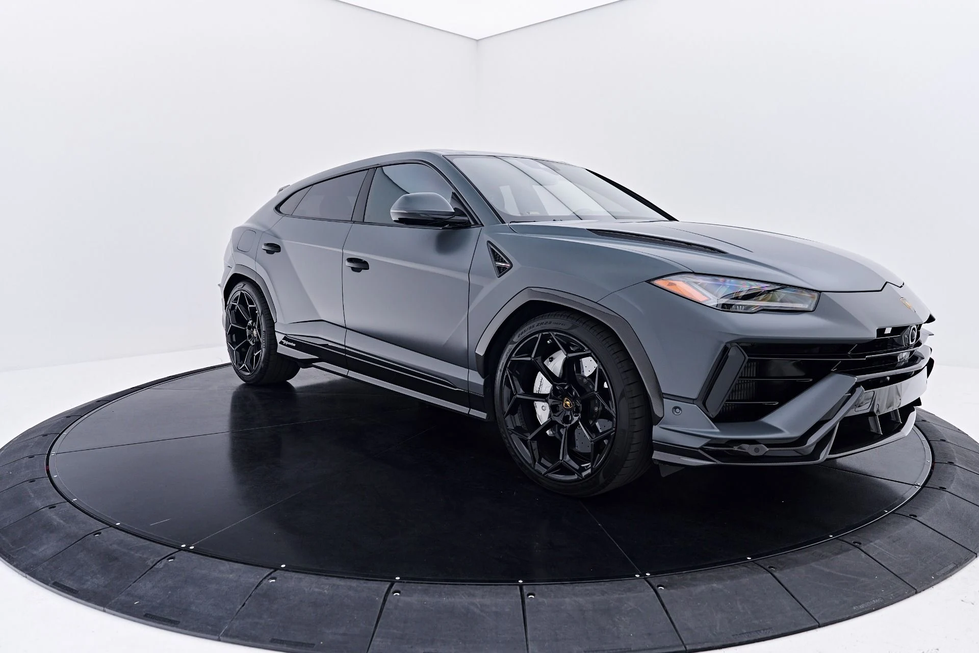 mph015_474320674_Used_2023_Lamborghini_Urus_Performante_1785711153_0b8a5408b3