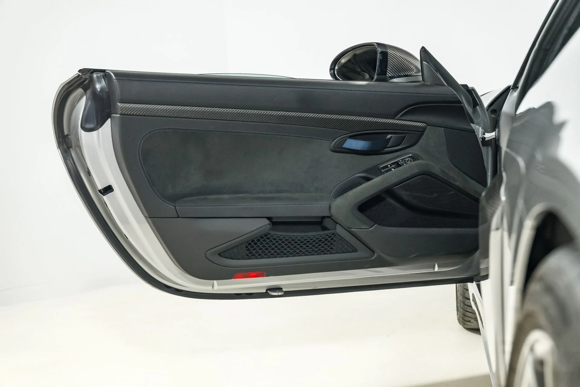 mph015_474369504_ef20ae05450d415795a643bb6e268aaa_cf0ef924c4