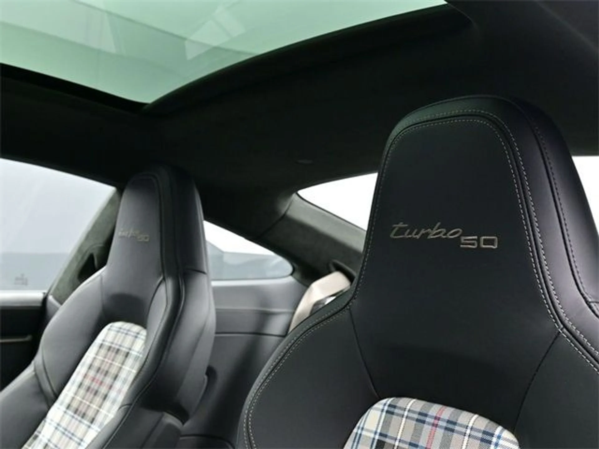 mph015_476054822_987700939cfd3939f3ab0522df7b2bcfx_21aa5fea2d