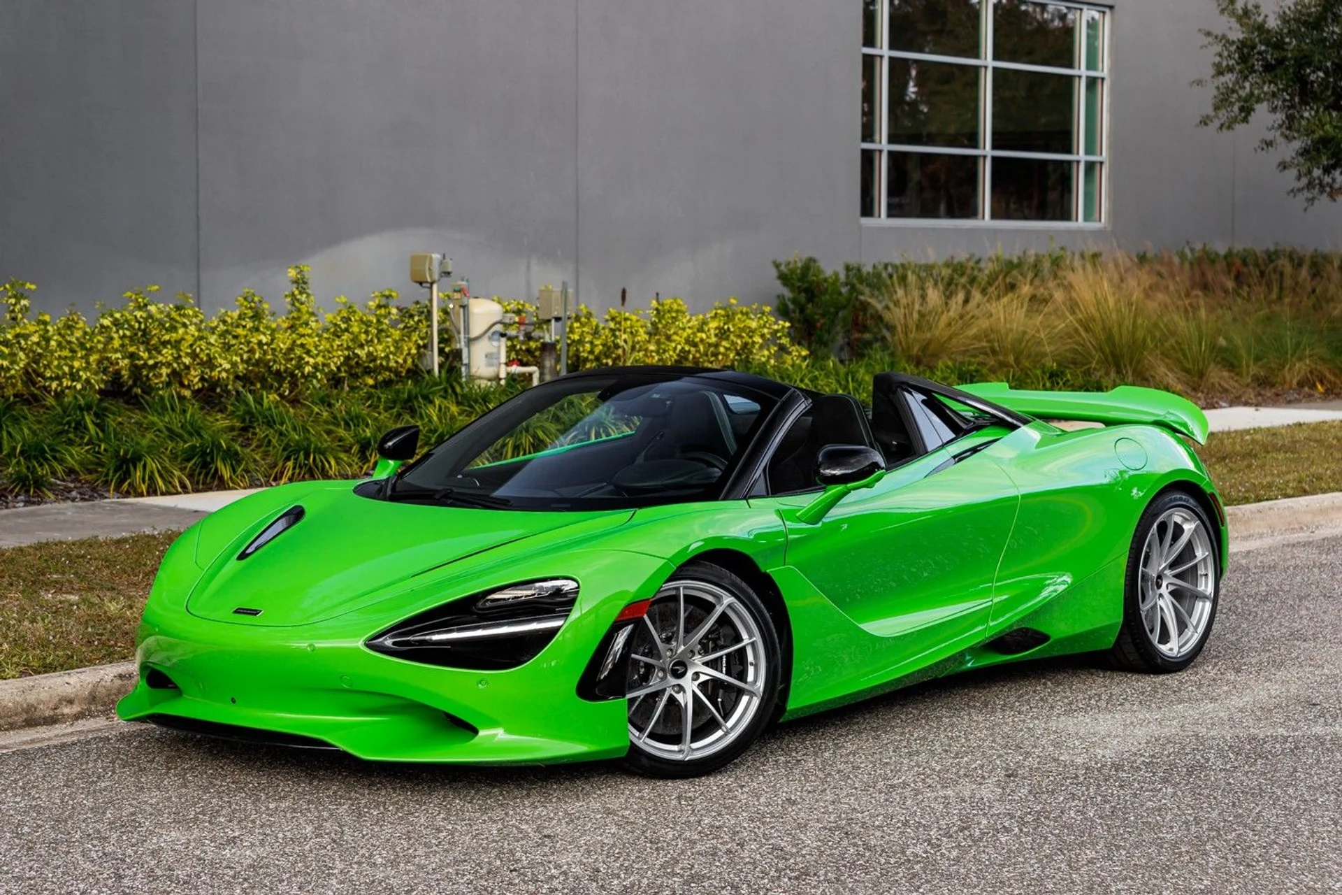 mph015_480789904_610_p16_l_add3f69803