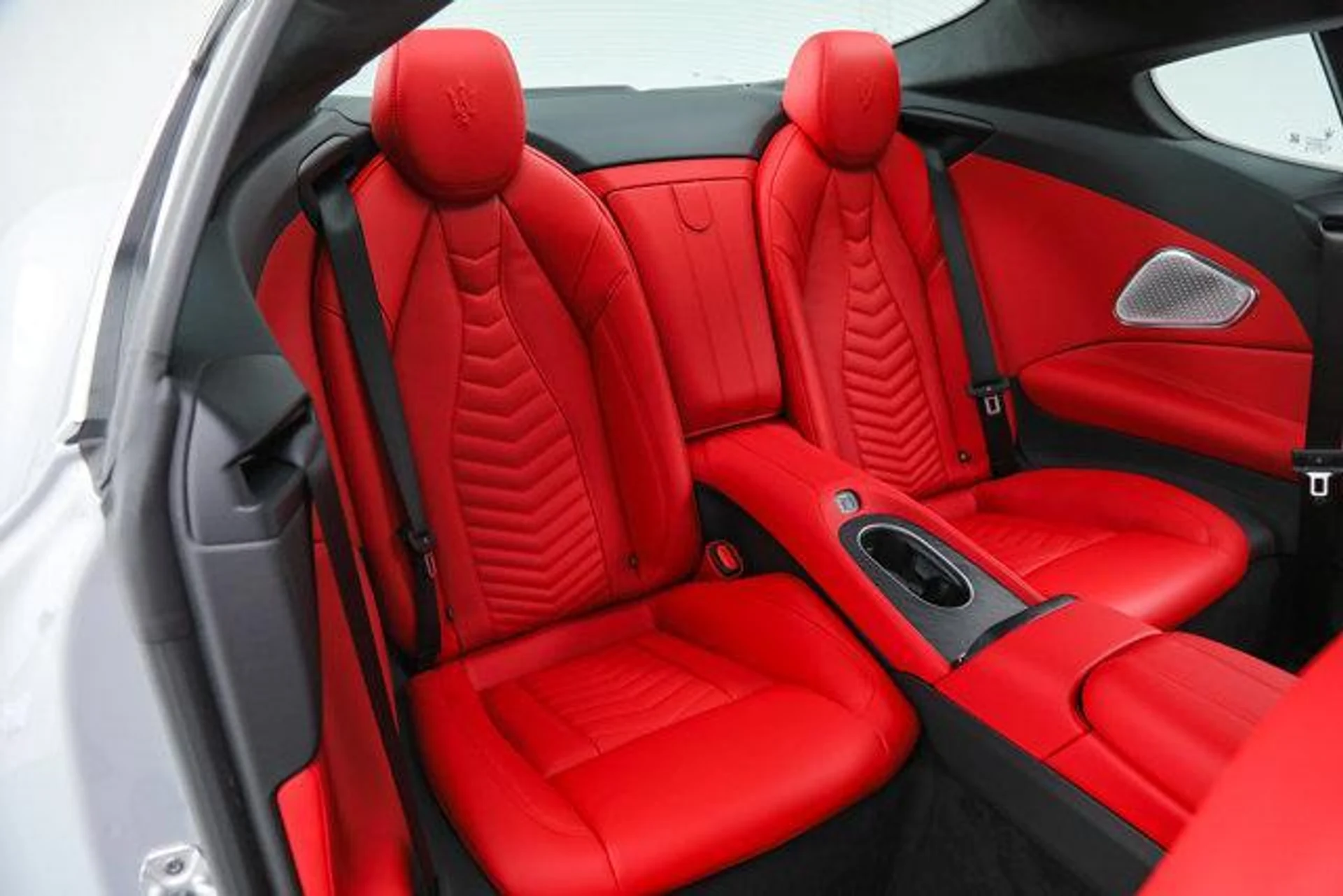 mph015_484755855_x_Wm0_P_Ow_Rct7_VX_Wrks_G1_G_Mj67_M_6e64b8080a