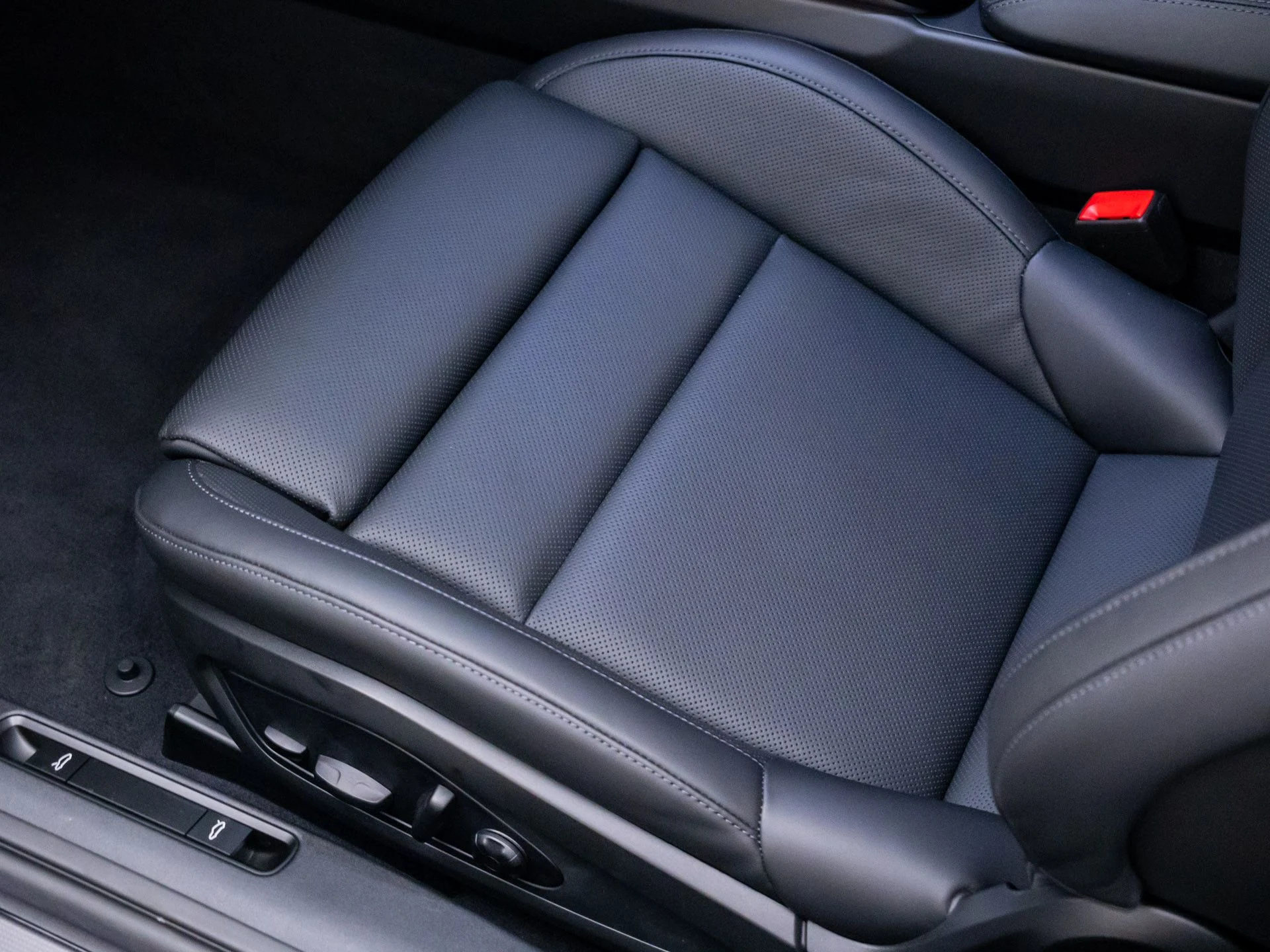 mph015_486178199_1d439c9cfef05ab31e07f4b6b4653431x_bd37160478