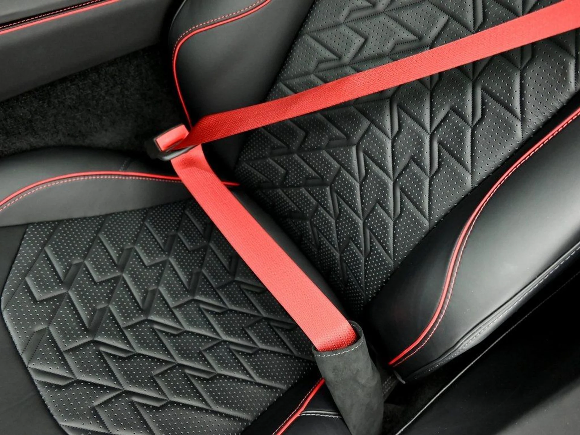 mph015_487513336_d1170ac75525241f5952da2ae396539e_35127ff852