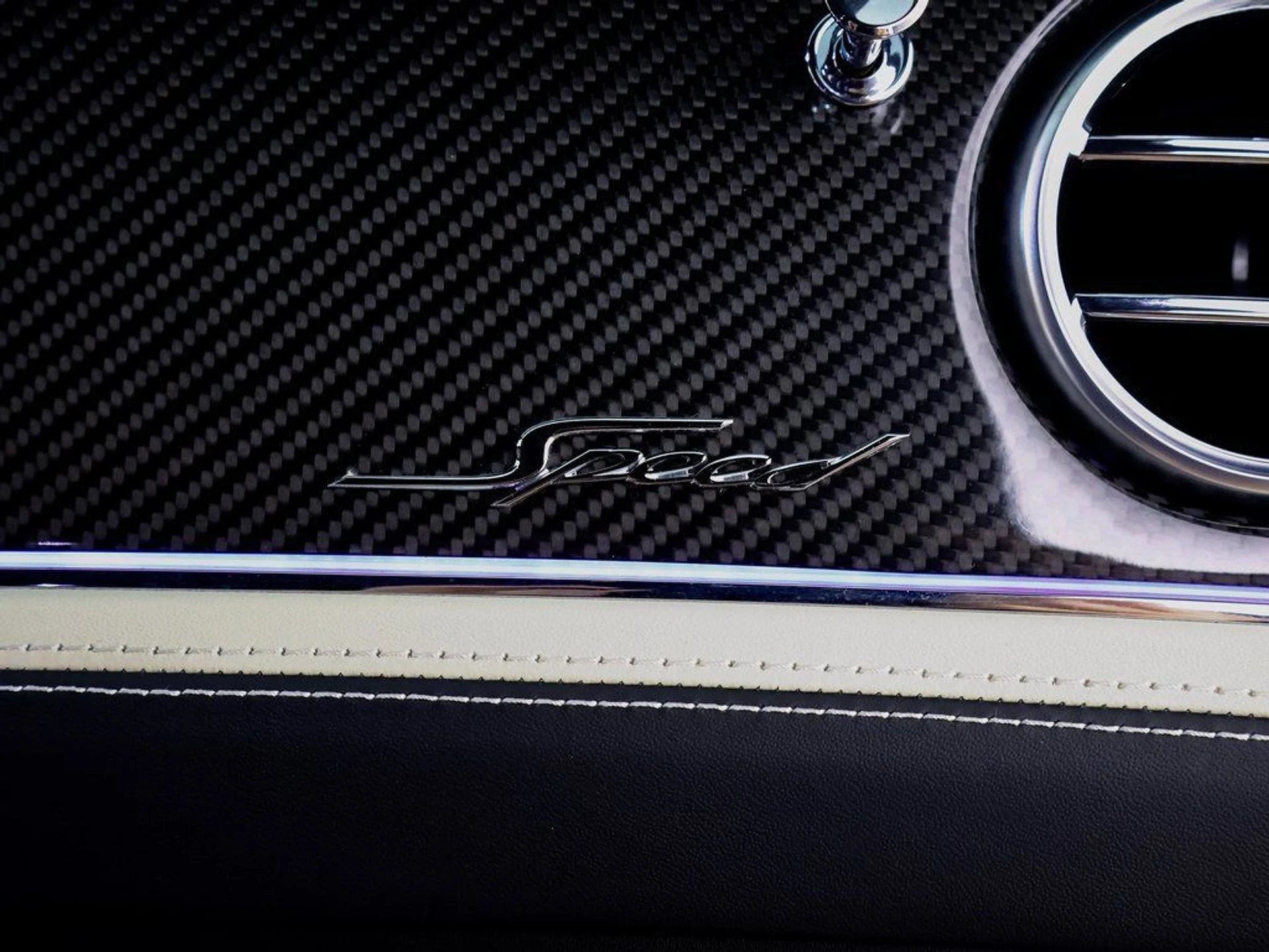 mph015_487649286_5cf9b10b688a58d97ba5e75742d7960fx_55ff796986