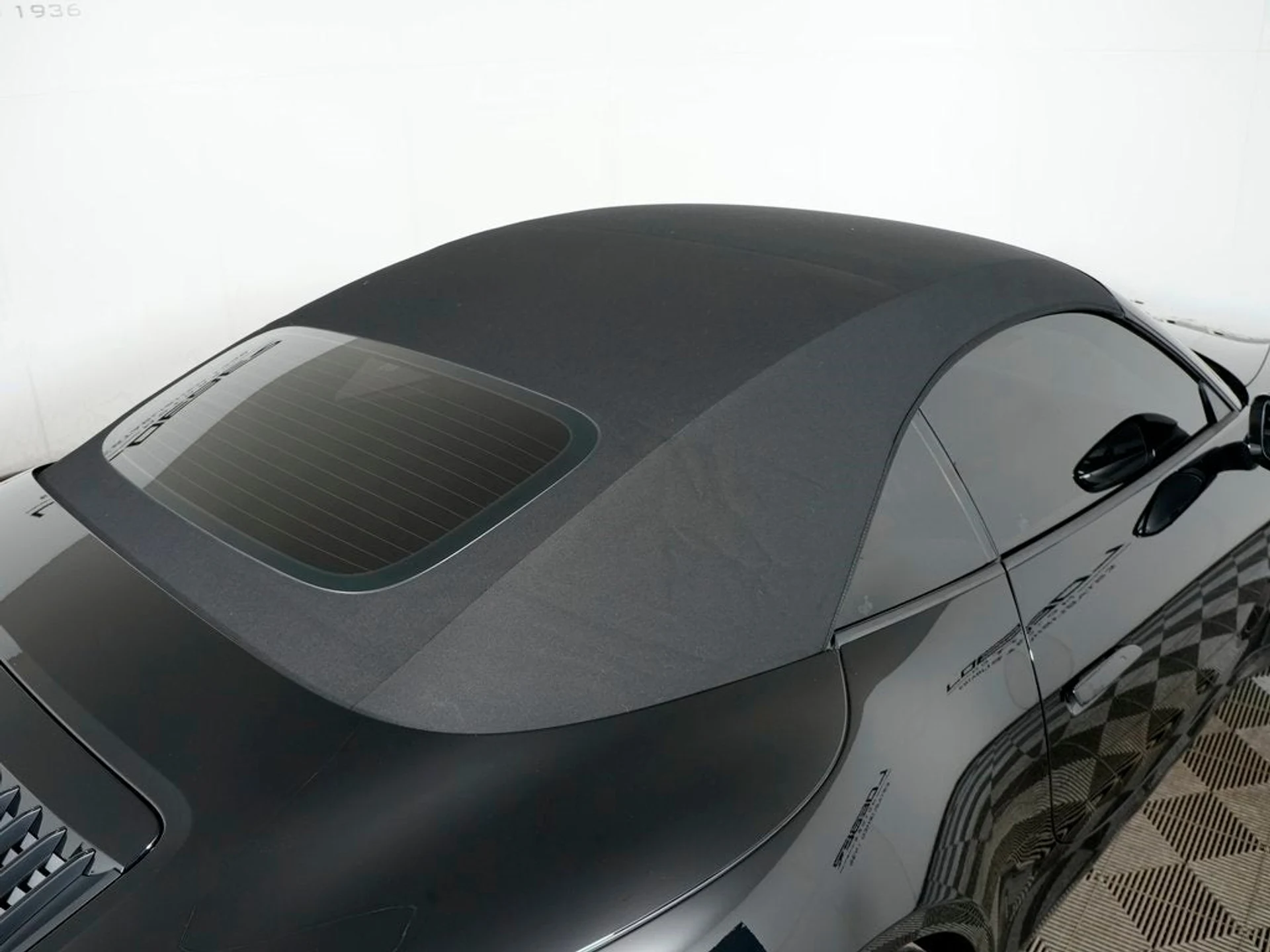 mph015_489554690_16_a036f63861