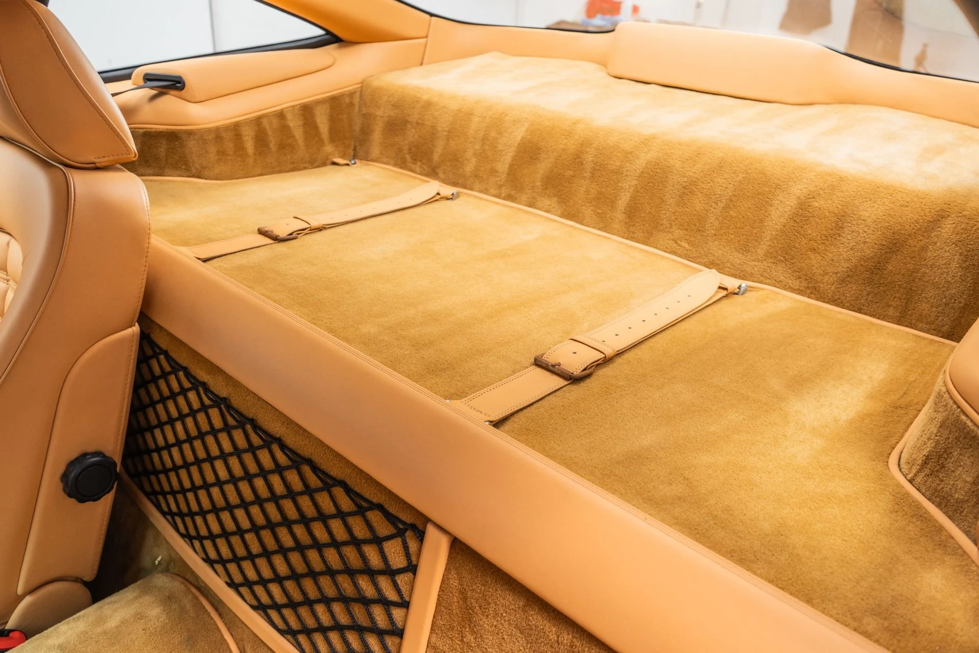 mph015_492807242_Used_2001_Ferrari_550_Maranello_1777496716_fd95290c98