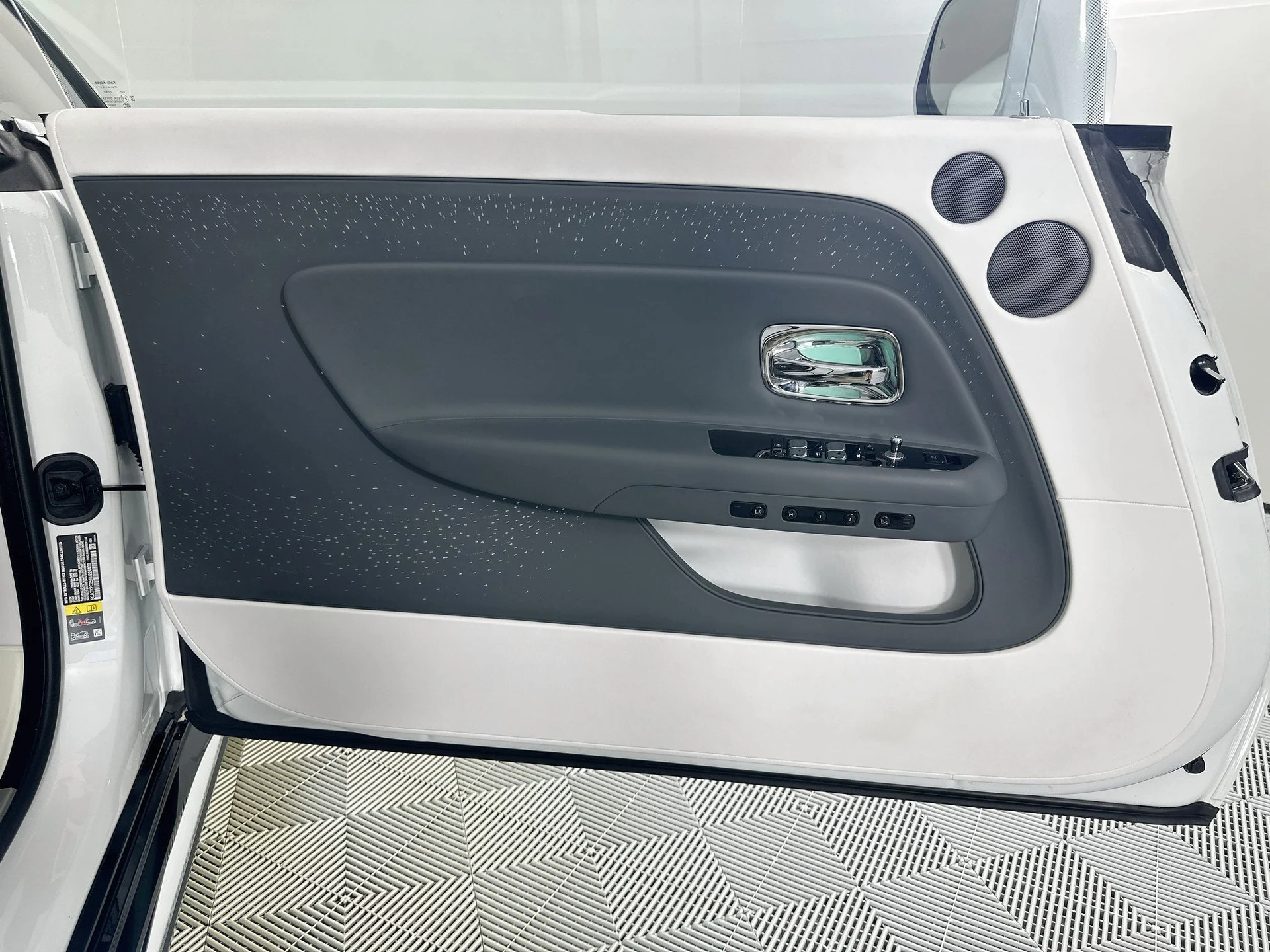 mph015_493545115_16_170adc17e8