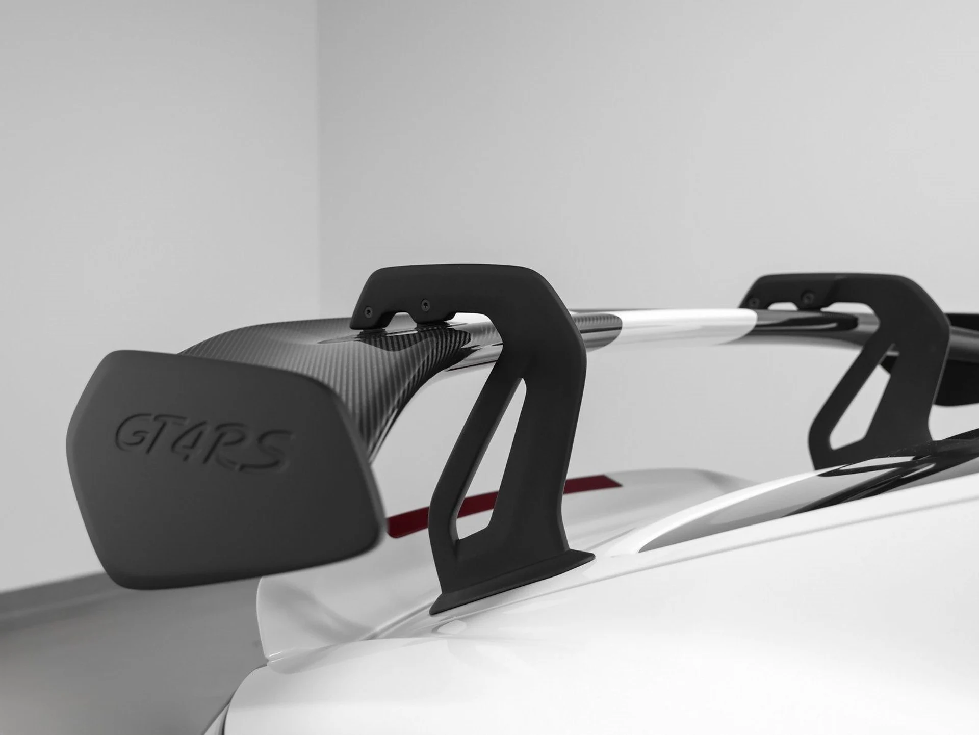 mph015_49405767_16_95bdc0dee4