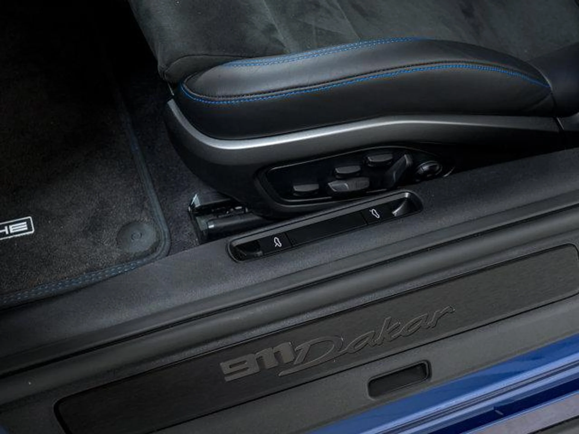 mph015_494157078_spuyx6_UQ_7_Lb_EZF_Pz3_NM_Hy_AZXO_Ng_98a8560d39