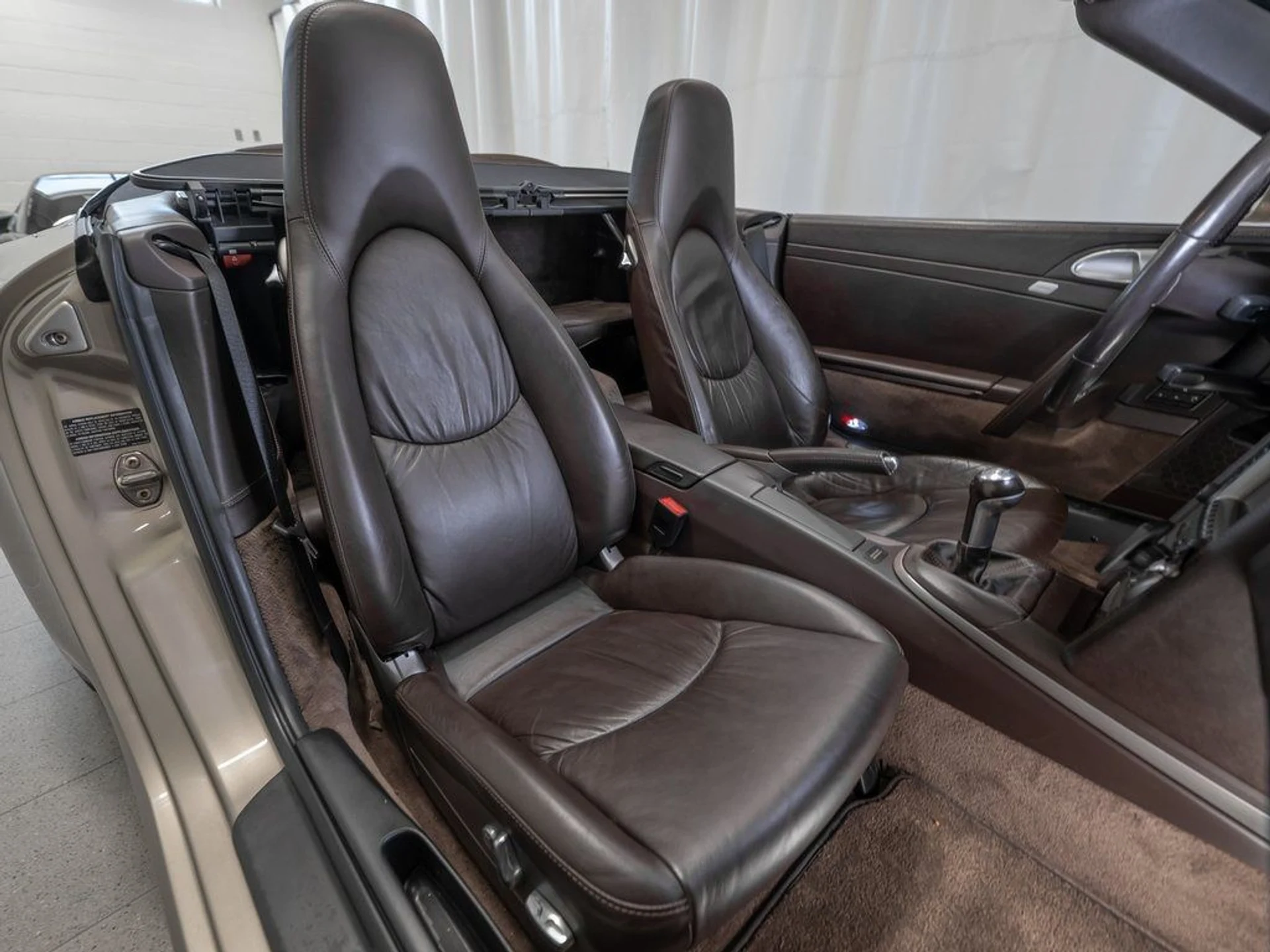 mph015_495325311_image_16_a62b2f777b