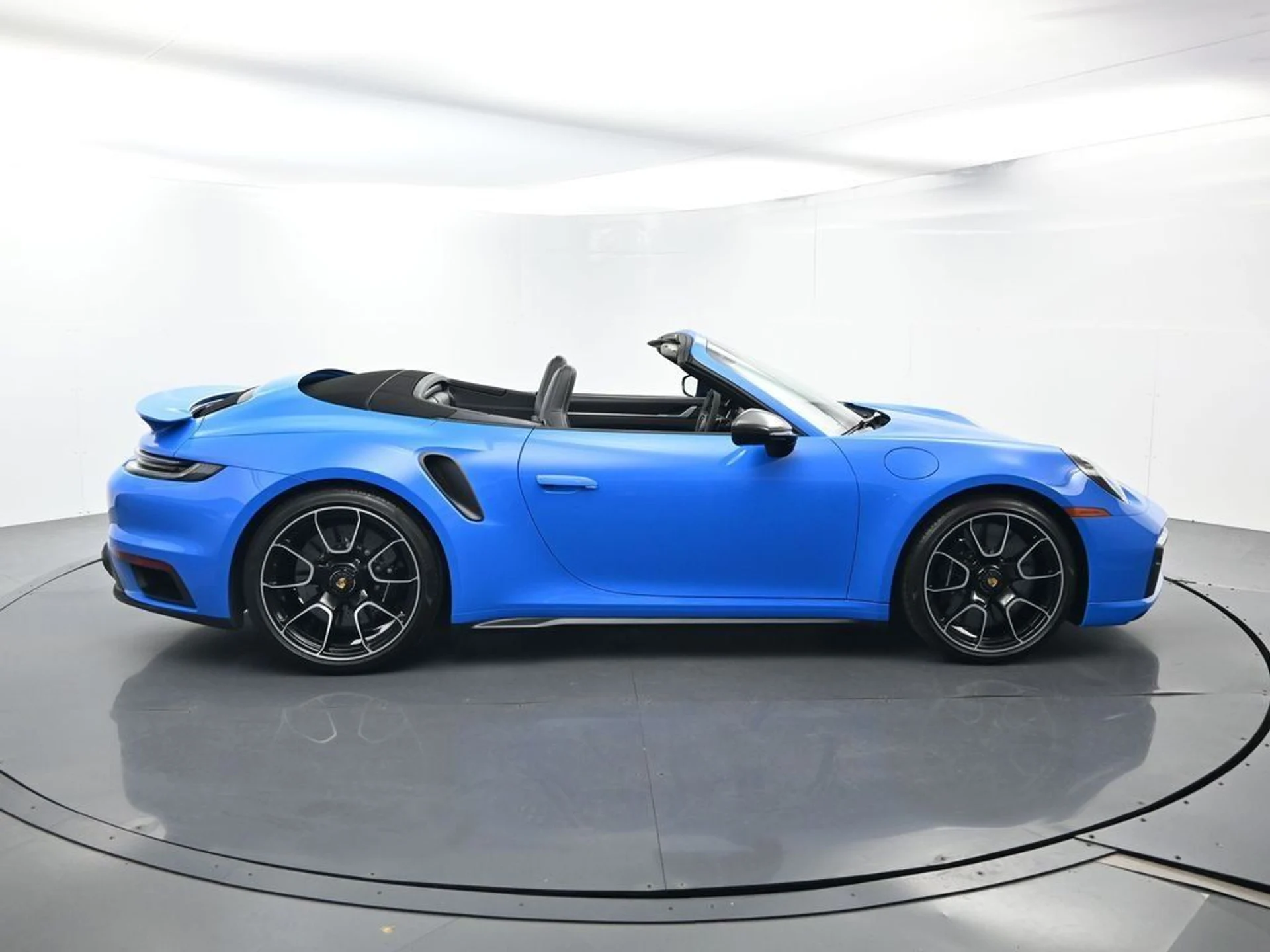 mph015_497827594_9ada4c6cada789e80c2d22556af5e421_7098a1c459