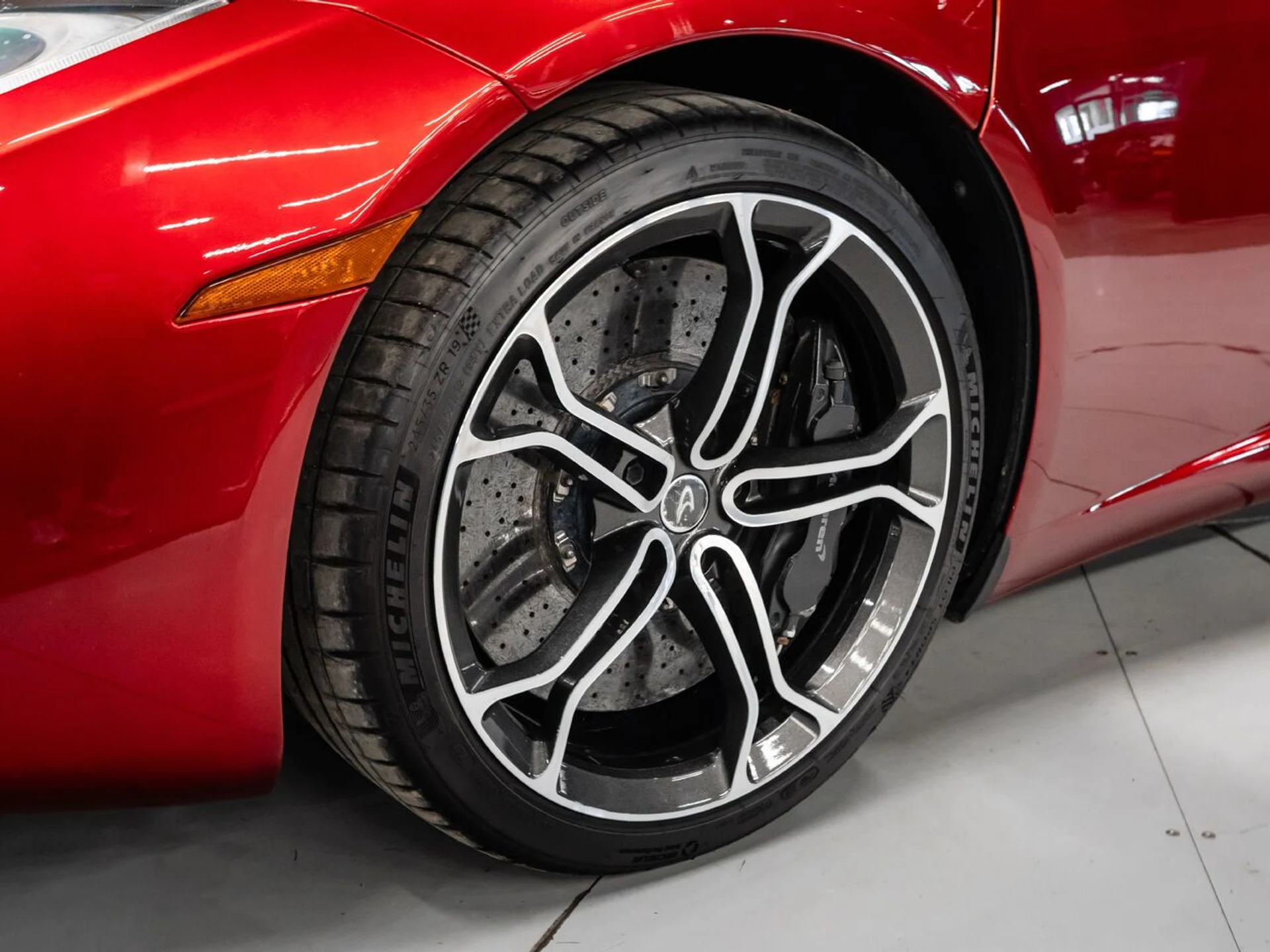 mph015_501566080_mclaren_mp4_12c_2014_2616cd4f1e