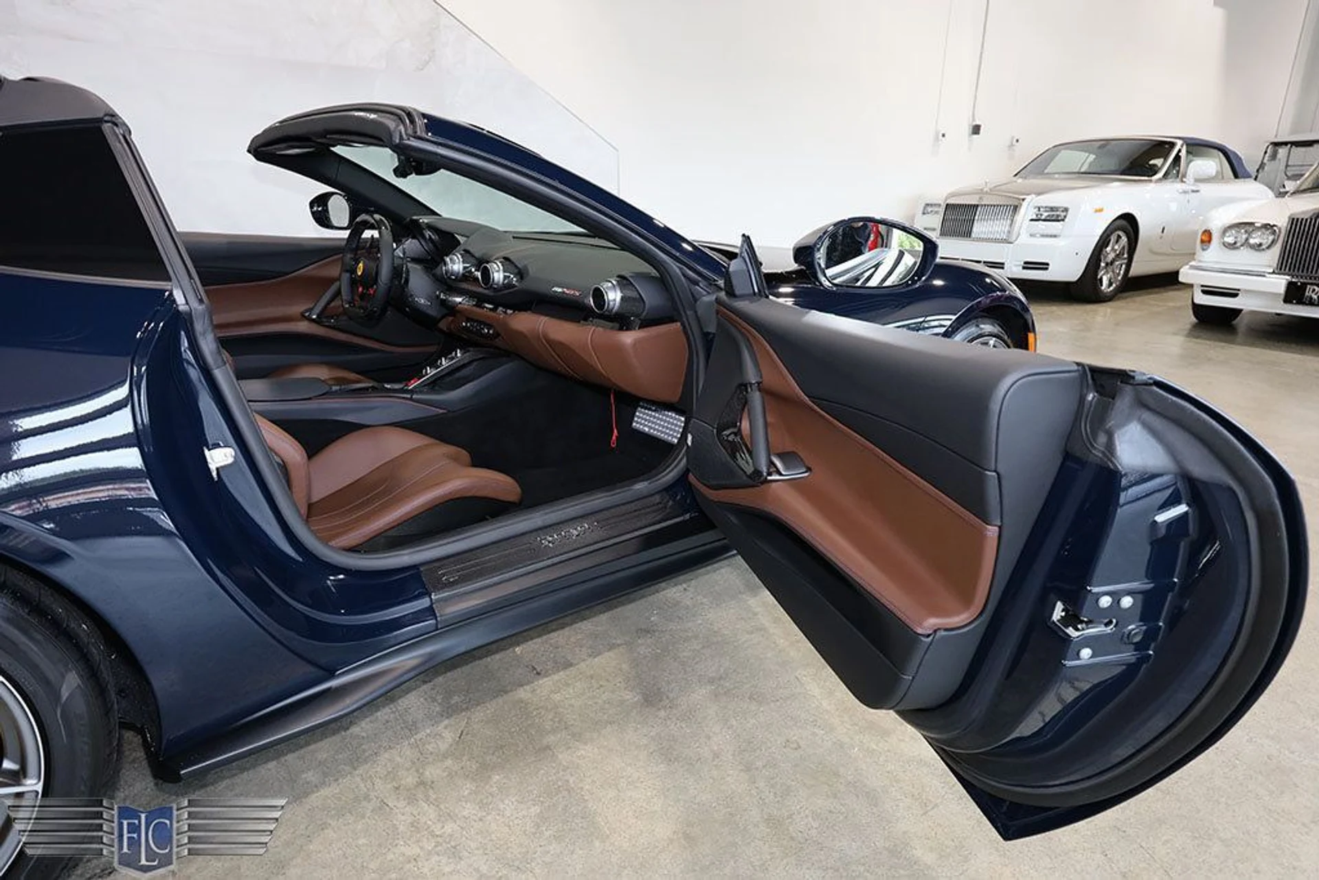 mph015_502788142_used_2023_ferrari_812_gts_convertible_9689_22953205_16_1024_8eb6706ed0