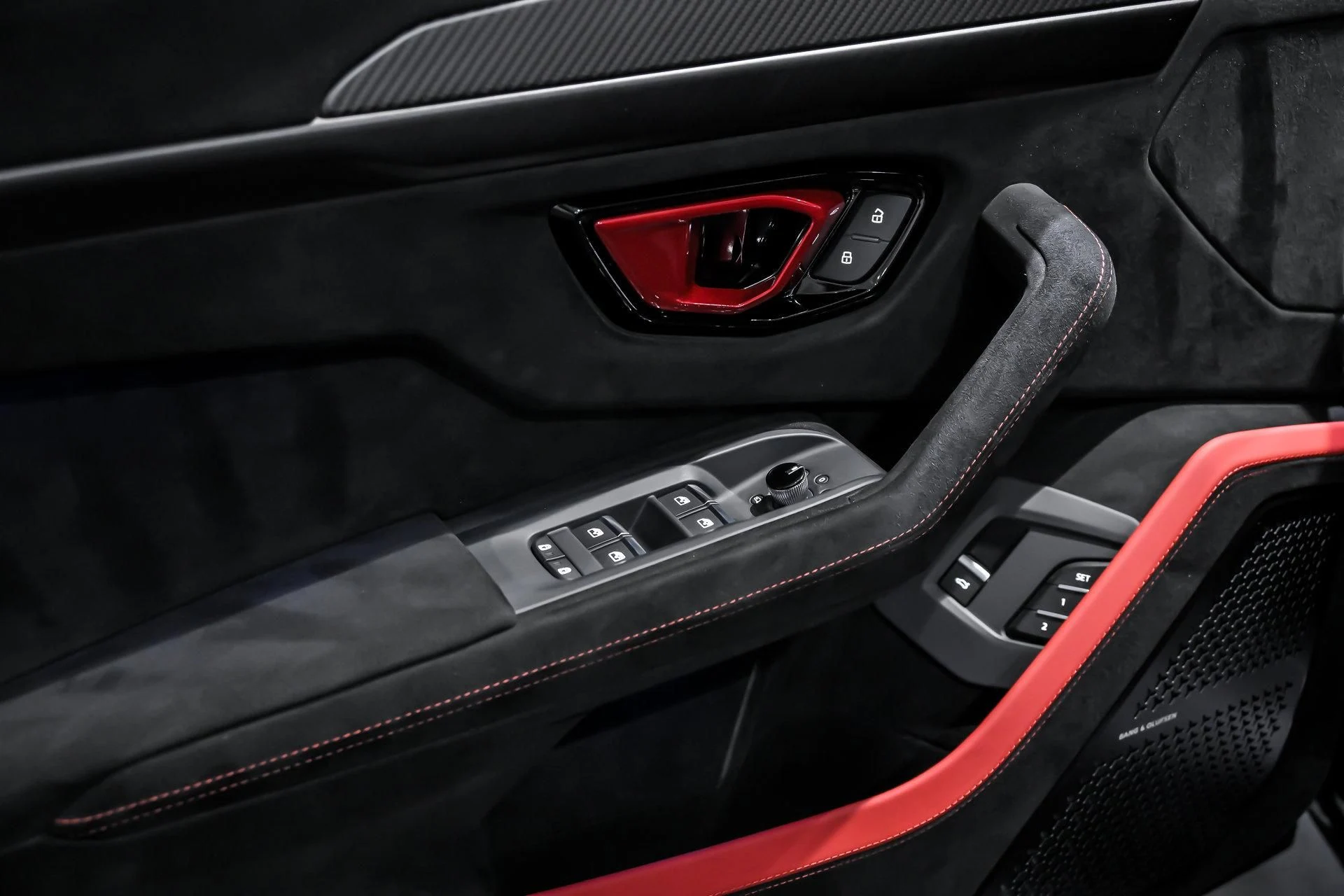 mph015_506195700_Used_2023_Lamborghini_Urus_Performante_1765794839_b5f7a828b5