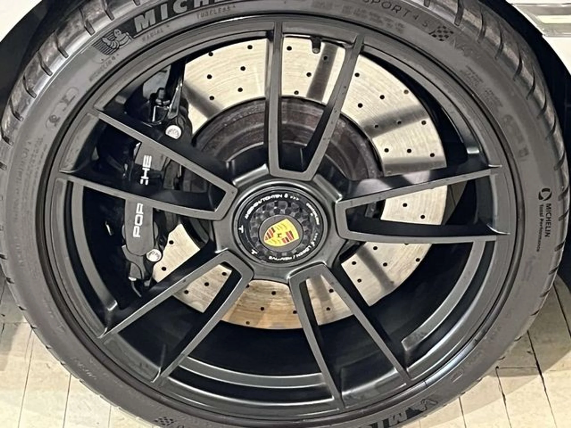 mph015_507899632_2c8752ed0d10d1ed1fb36dca7650d2f7x_6b038db9fc