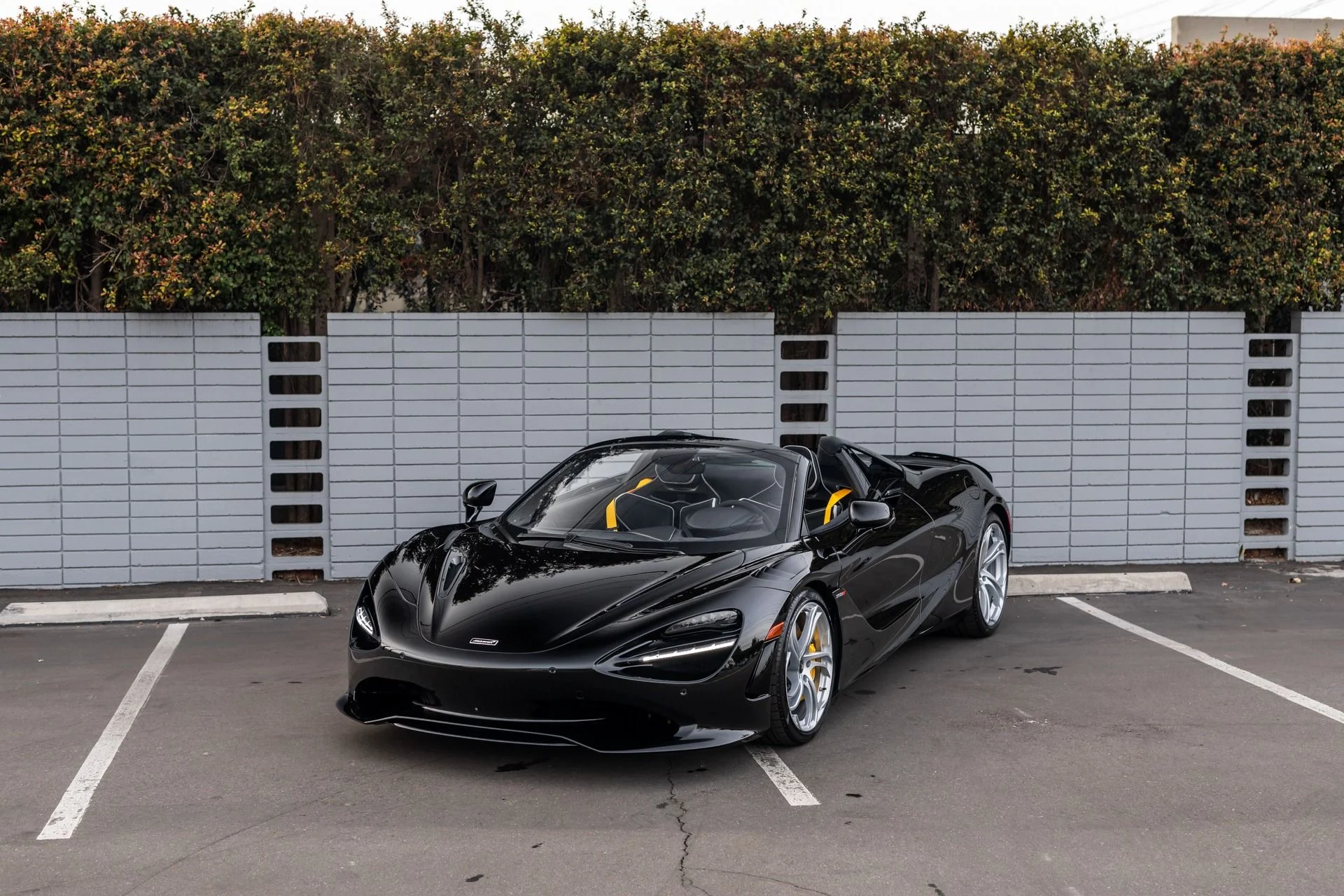 mph015_508693065_Used_2024_Mc_Laren_750_S_Spider_1781806611_d04f079c34