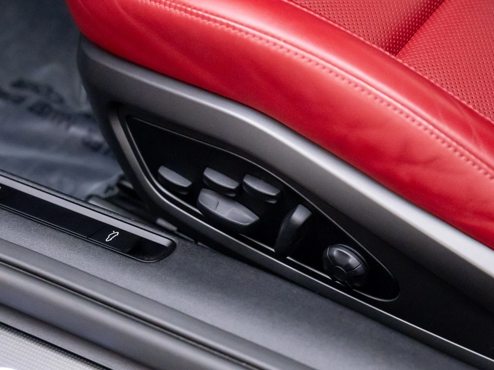 mph015_51113332_65521ed9ae2e84455ec532a305df9a6fx_851680554d