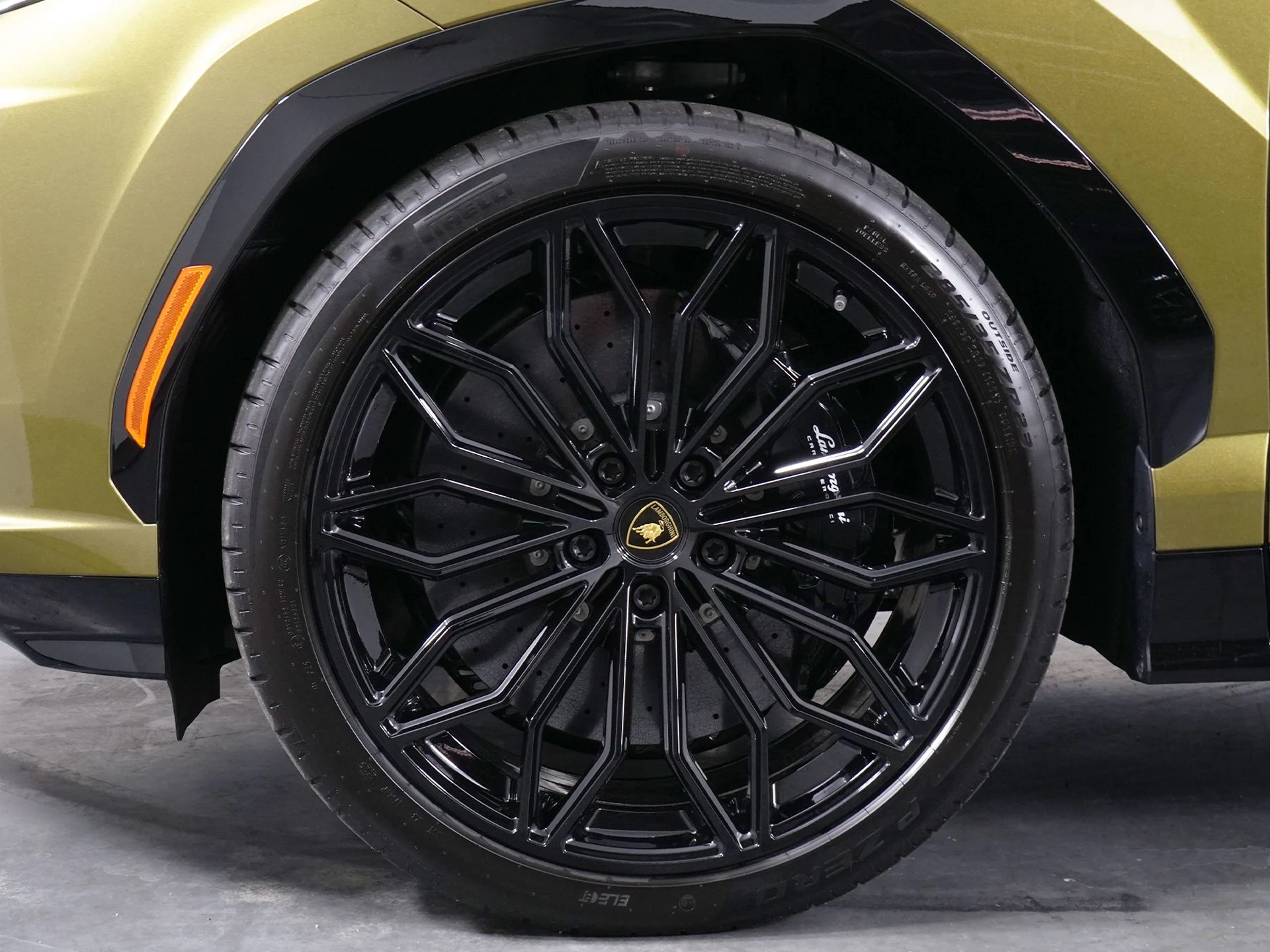 mph015_512249810_9de752c4f7ca97c8217c1eba0a7db165x_4f546cb120