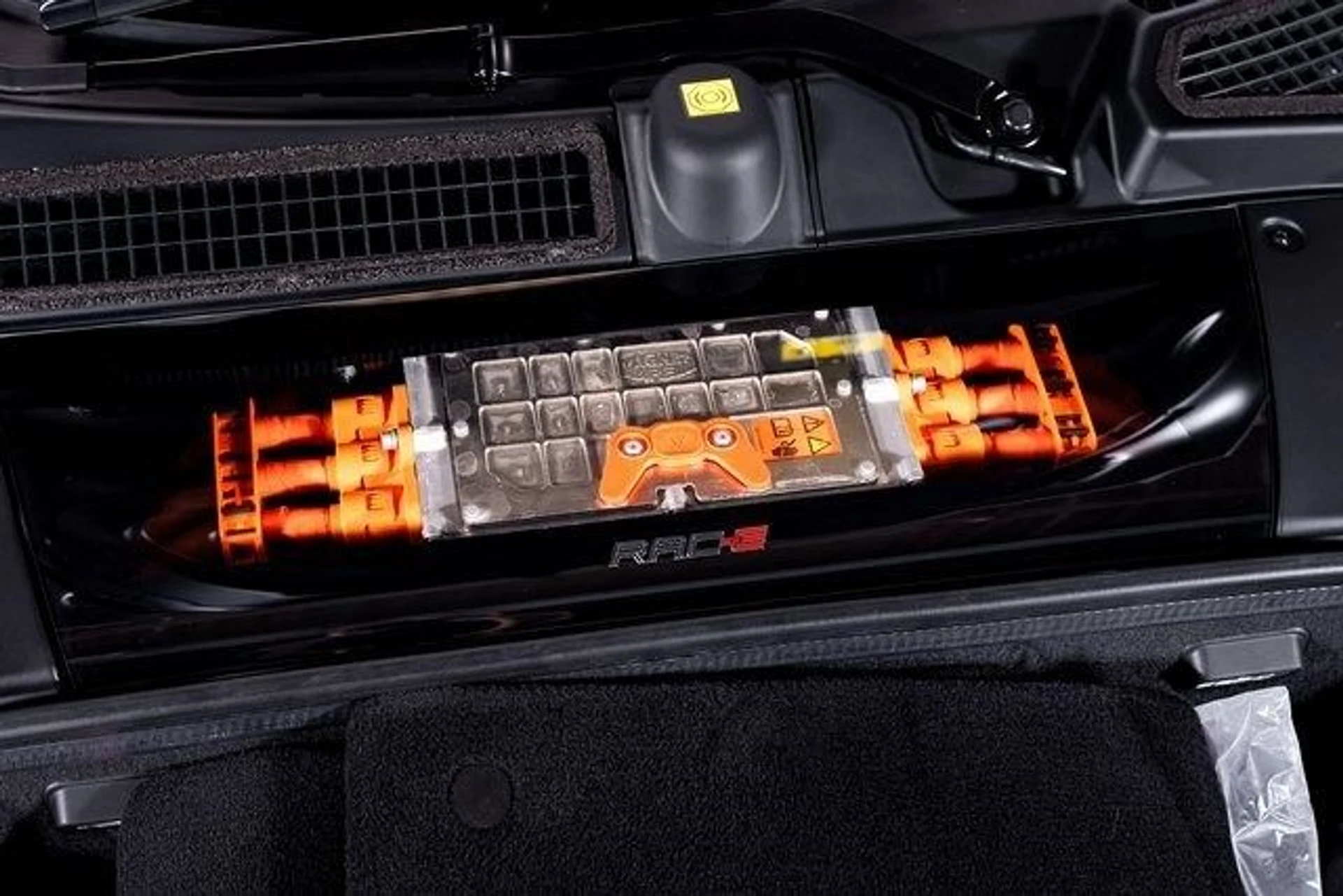 mph015_514138882_5e6f0f83a1303040dde96780de72919fx_fdaa60c76c