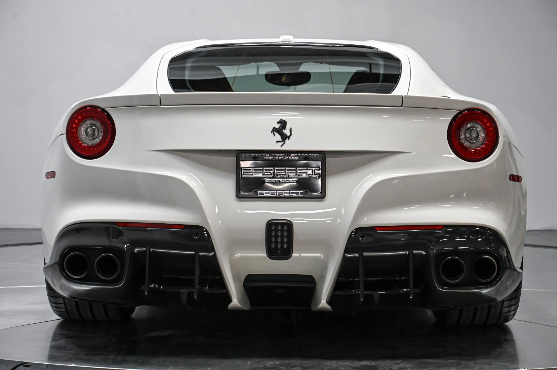 mph015_526075310_Used_2015_Ferrari_F12_Berlinetta_1770858306_6f43d24b97