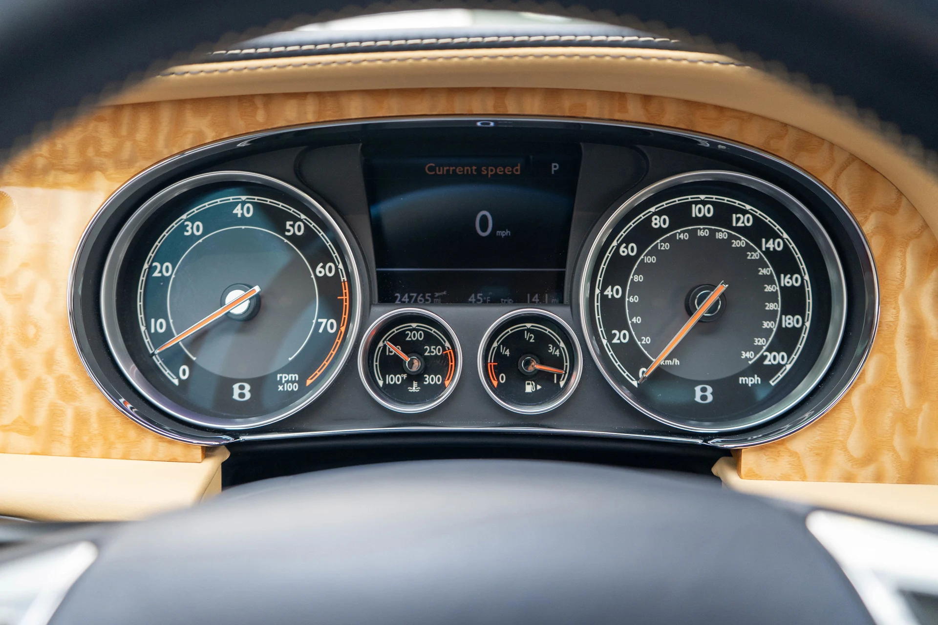 mph015_526511820_16_085754b98e