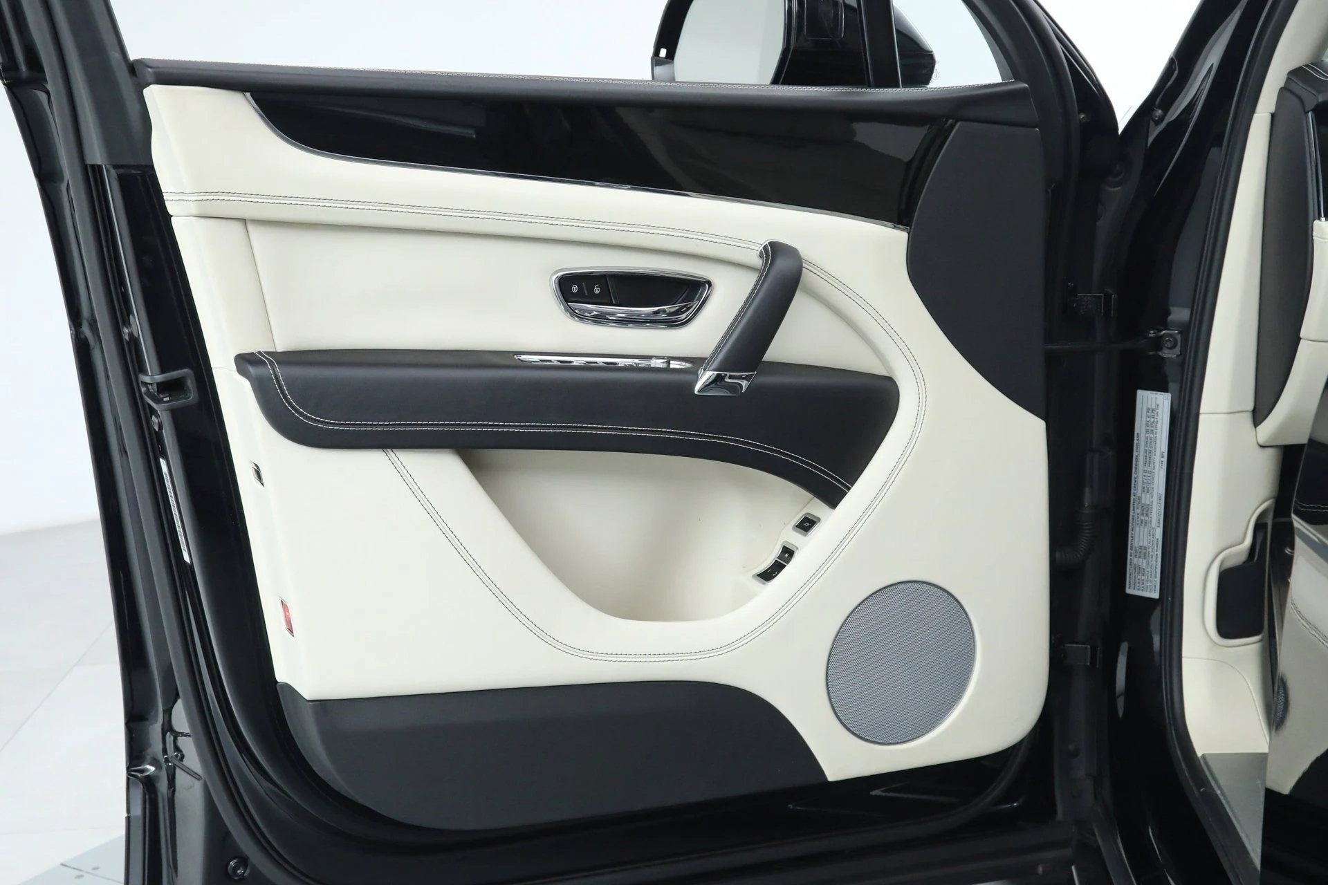 mph015_52702959_2d6e98996710d62fcd5d78776a8d479c_918a579ffb