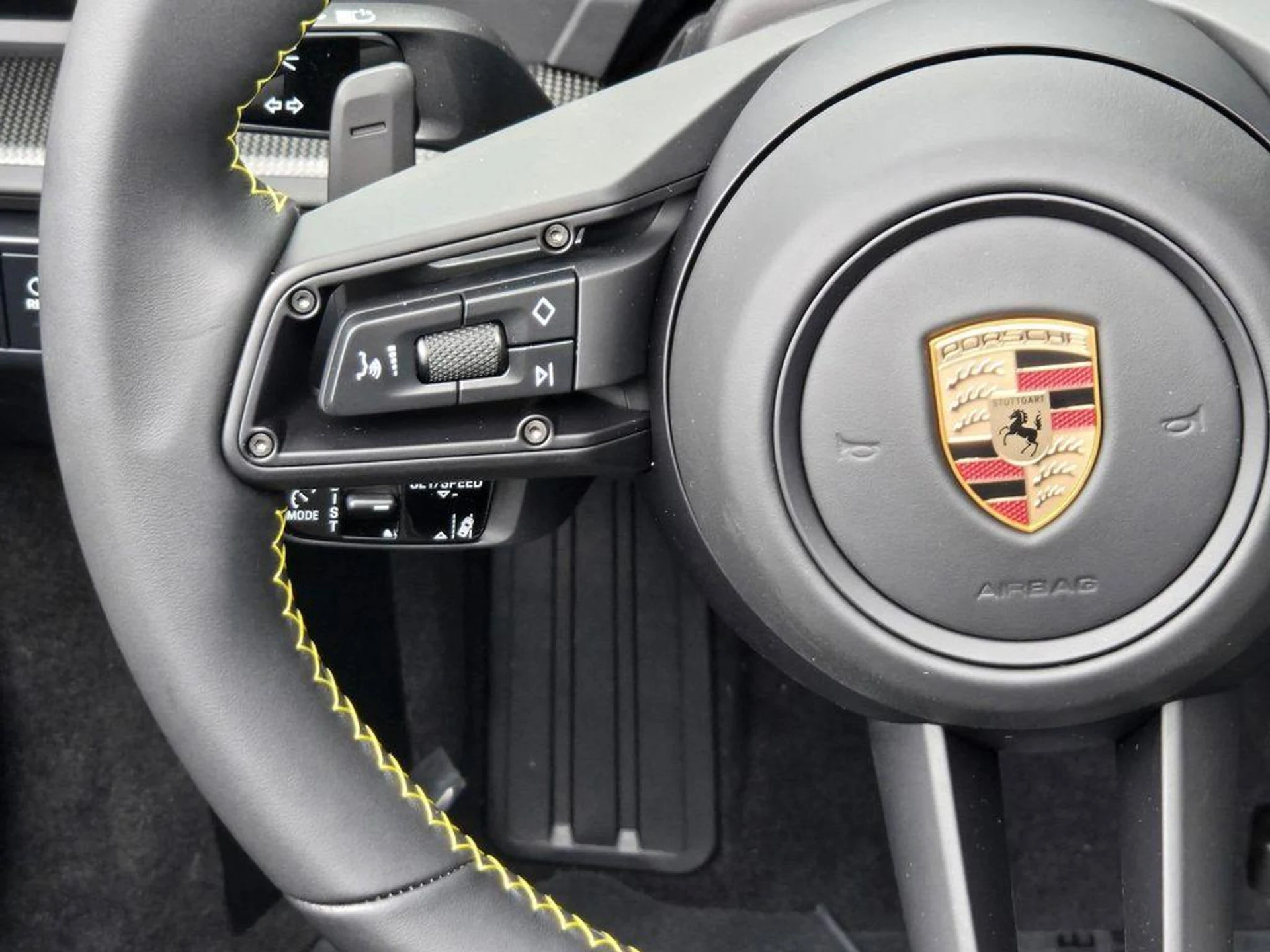 mph015_528512752_LH_Uyxc3_B5_RY_H8_It1l_K_Dox5_JTE_34f04e2ca7