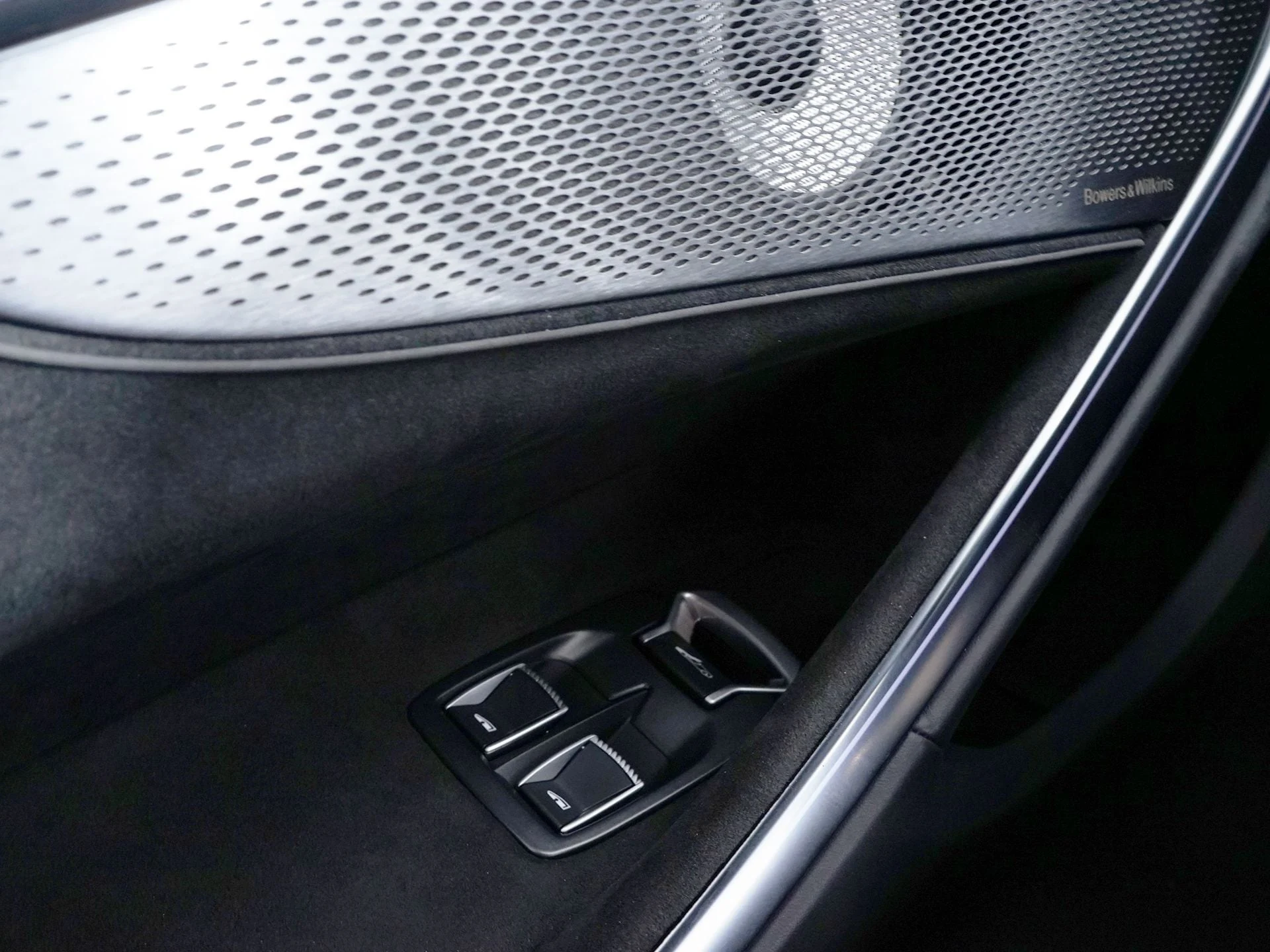 mph015_532906179_22a072e31ba95ab134997675b418b8bex_d463efdd76