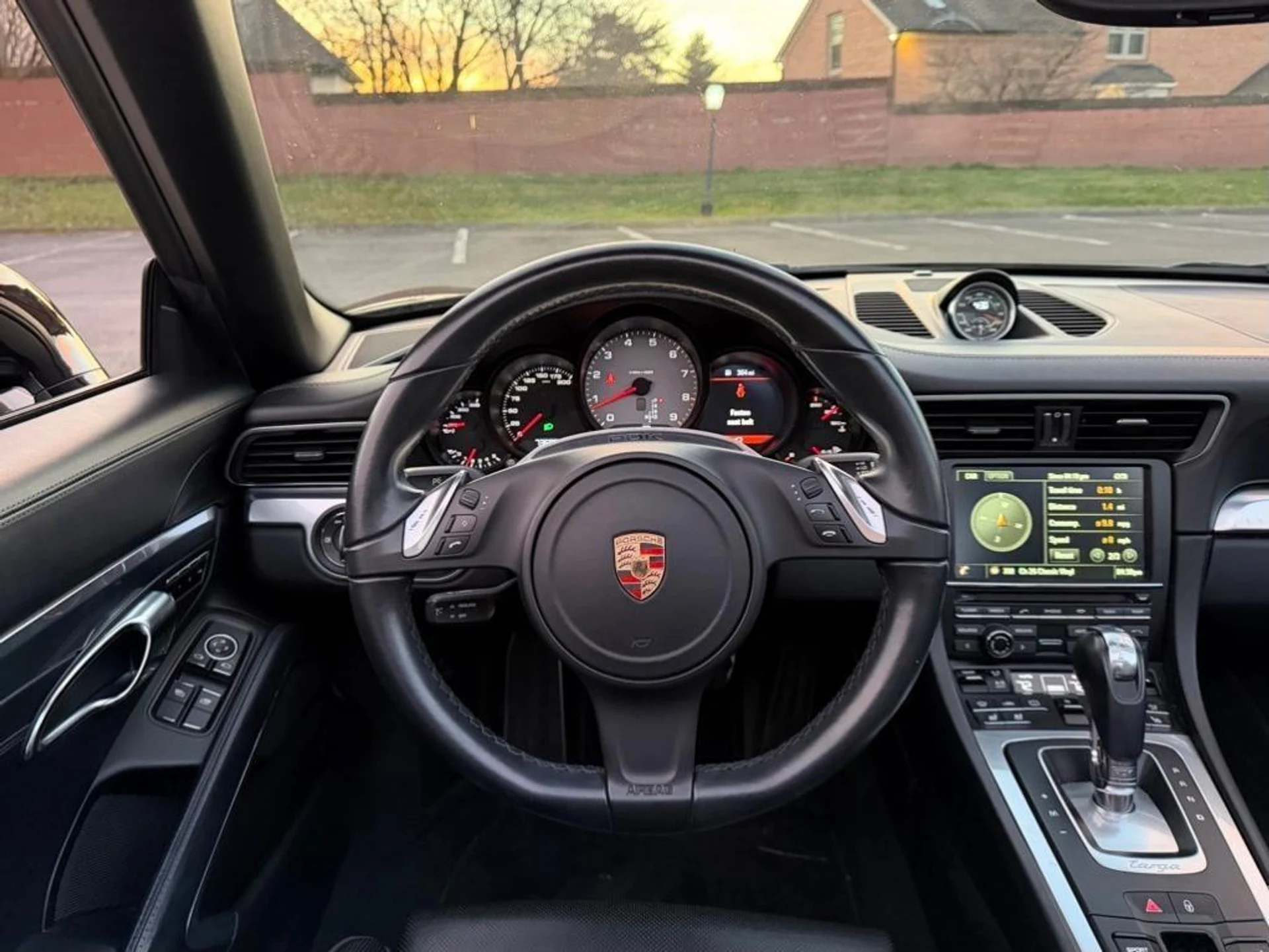 mph015_533541622_Q_Dm_Tj_El_NUBPV_Ui_Gp2_Cn_Pz5_Y4u7_Y_048fe11956