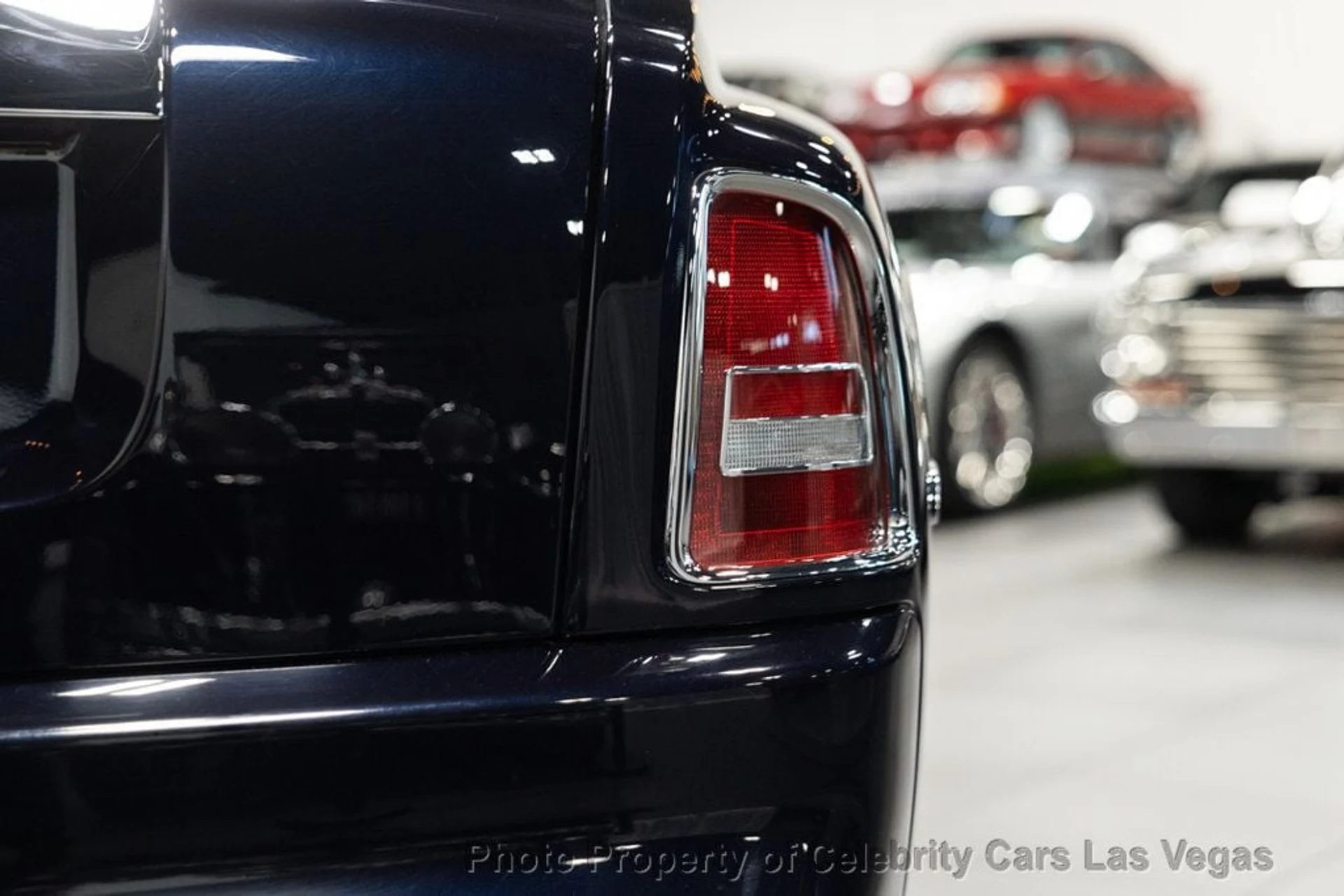 mph015_537763563_used_2005_rolls_royce_phantom_4drsedan_9707_22400221_16_1024_c907d4639c